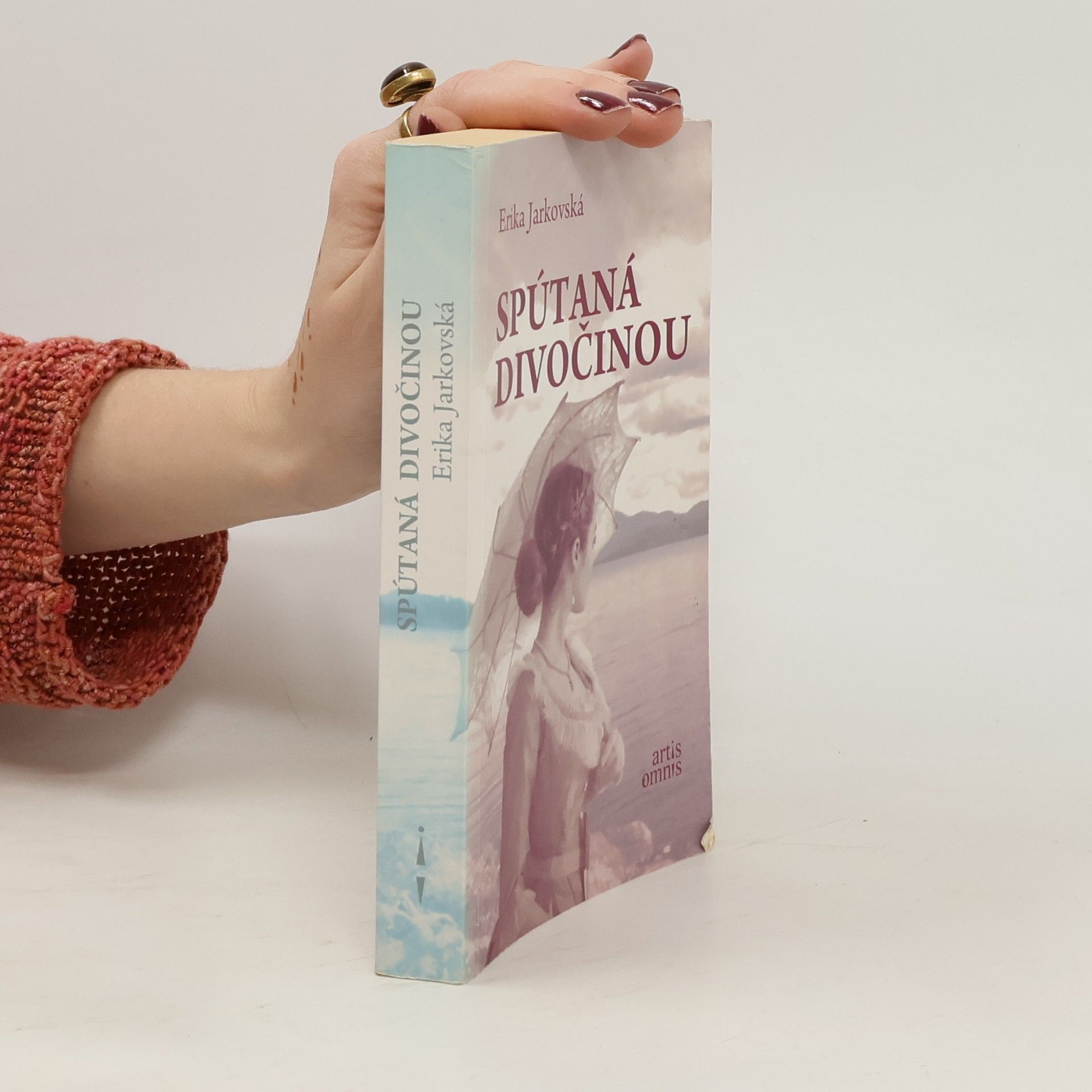 Erika Jarkovská Spútaná divočinou