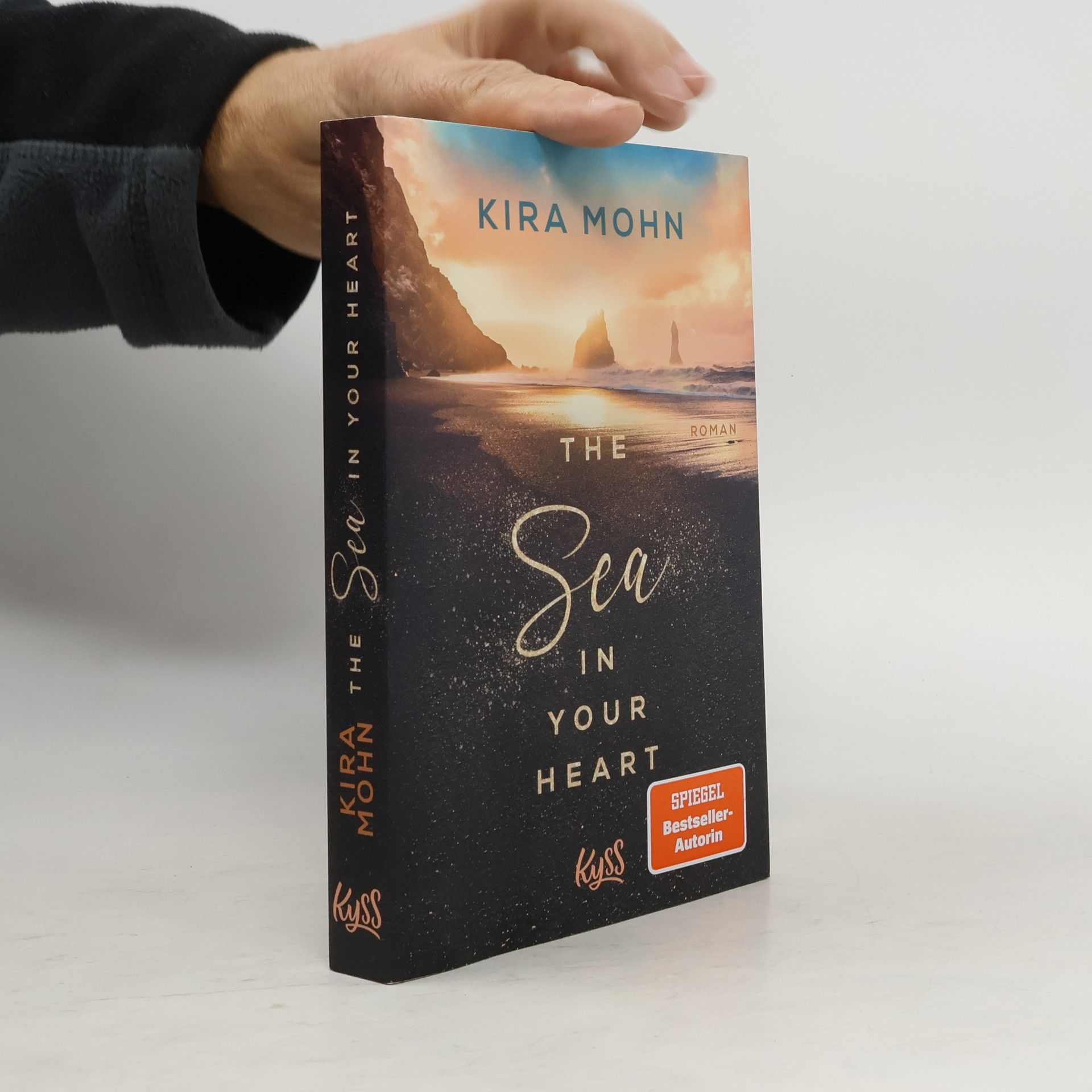 Kira Mohn The Sea in your Heart