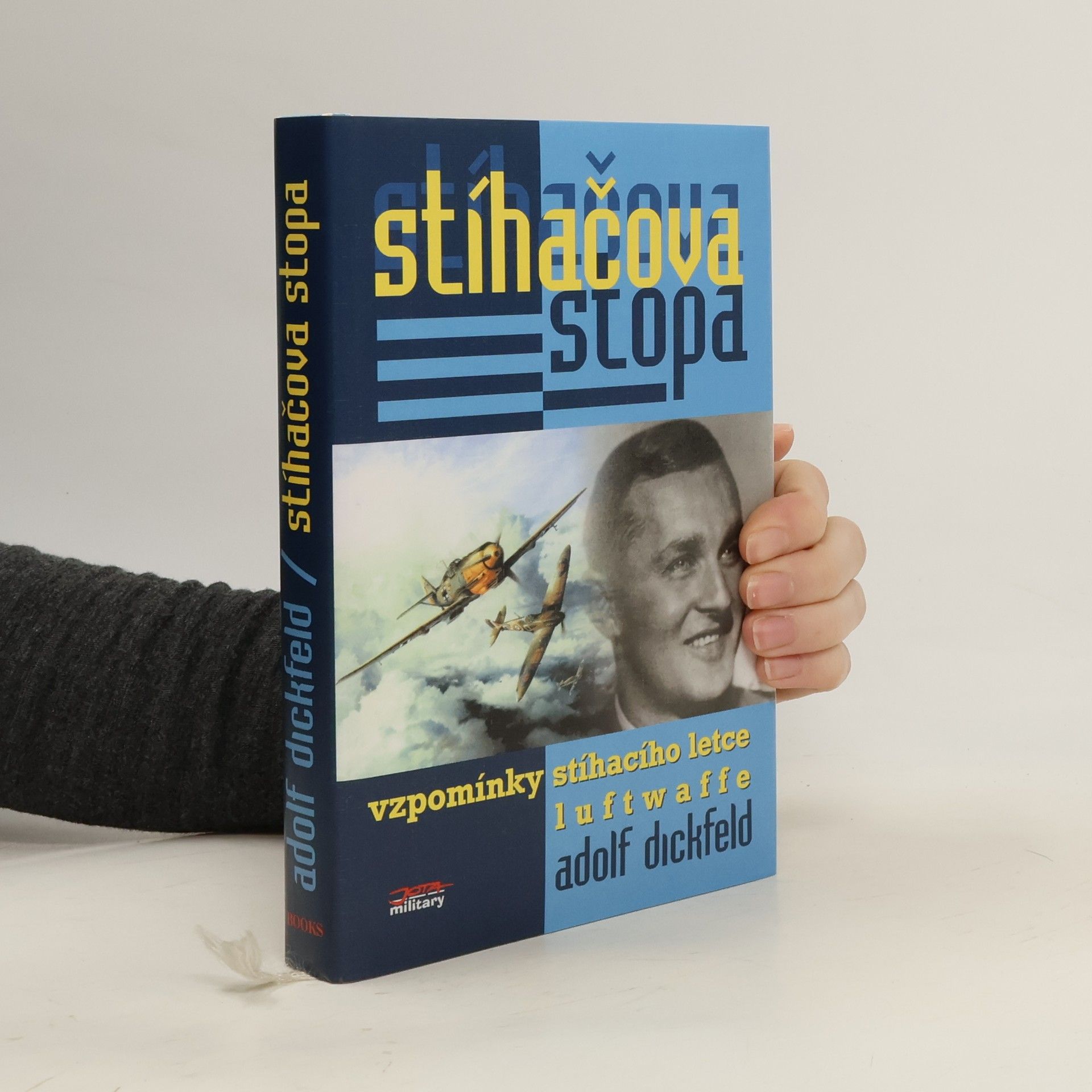 Adolf Dickfeld Stíhačova stopa
