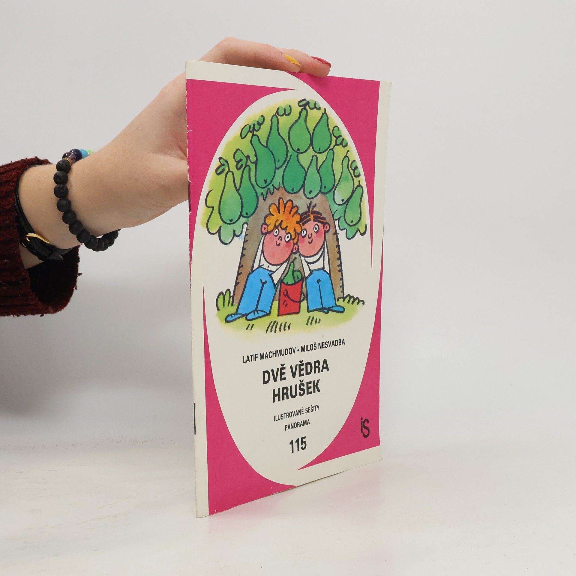 Latif Machmudov Dvě vědra hrušek