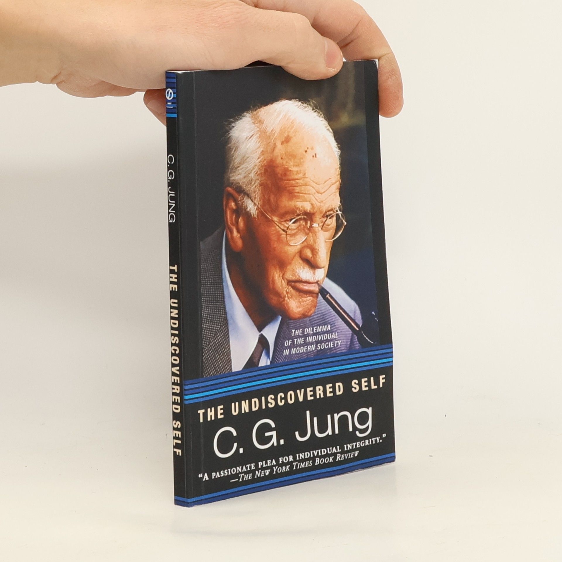 Signet Psychology: The Undiscovered Self