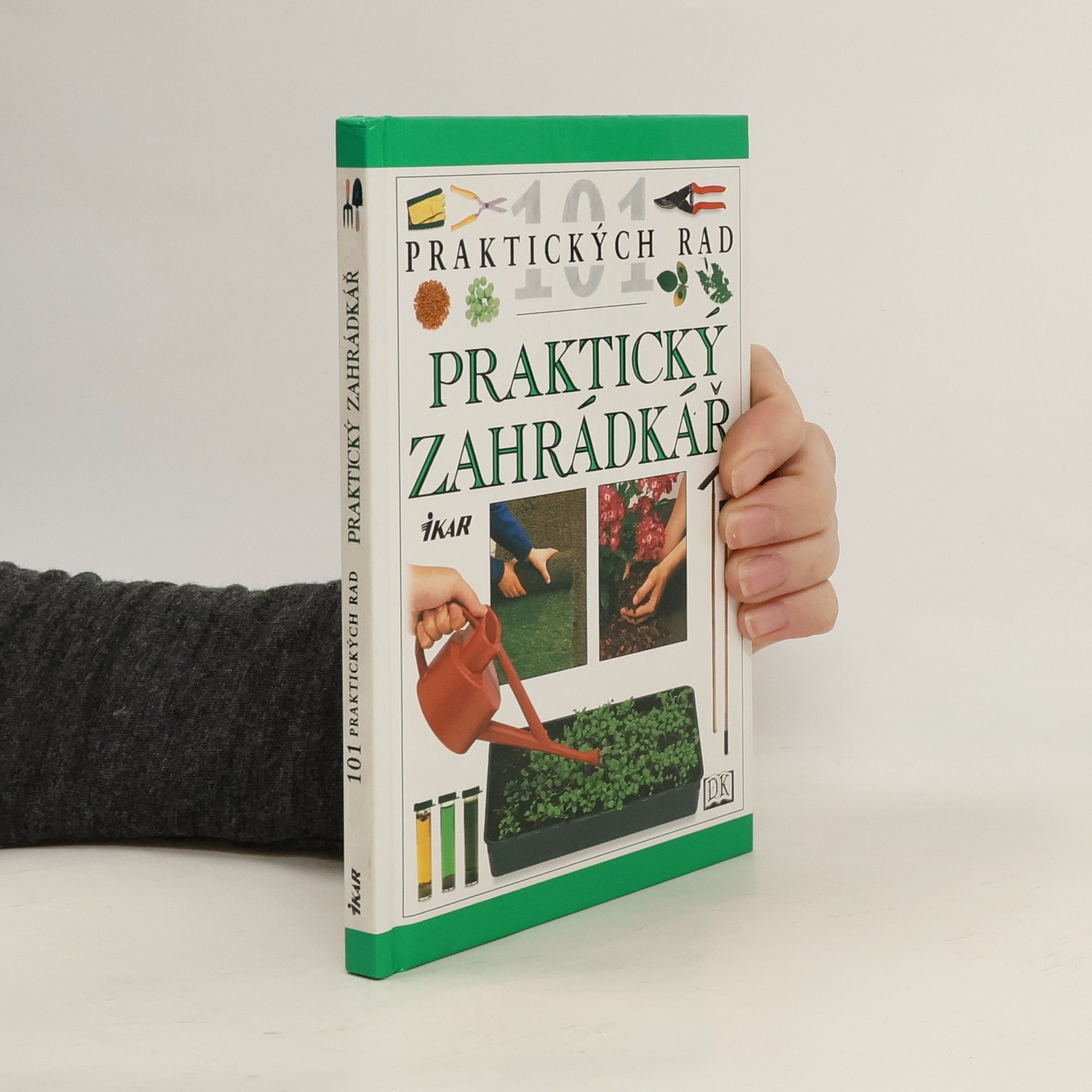 Pippa Greenwood Praktický zahrádkář