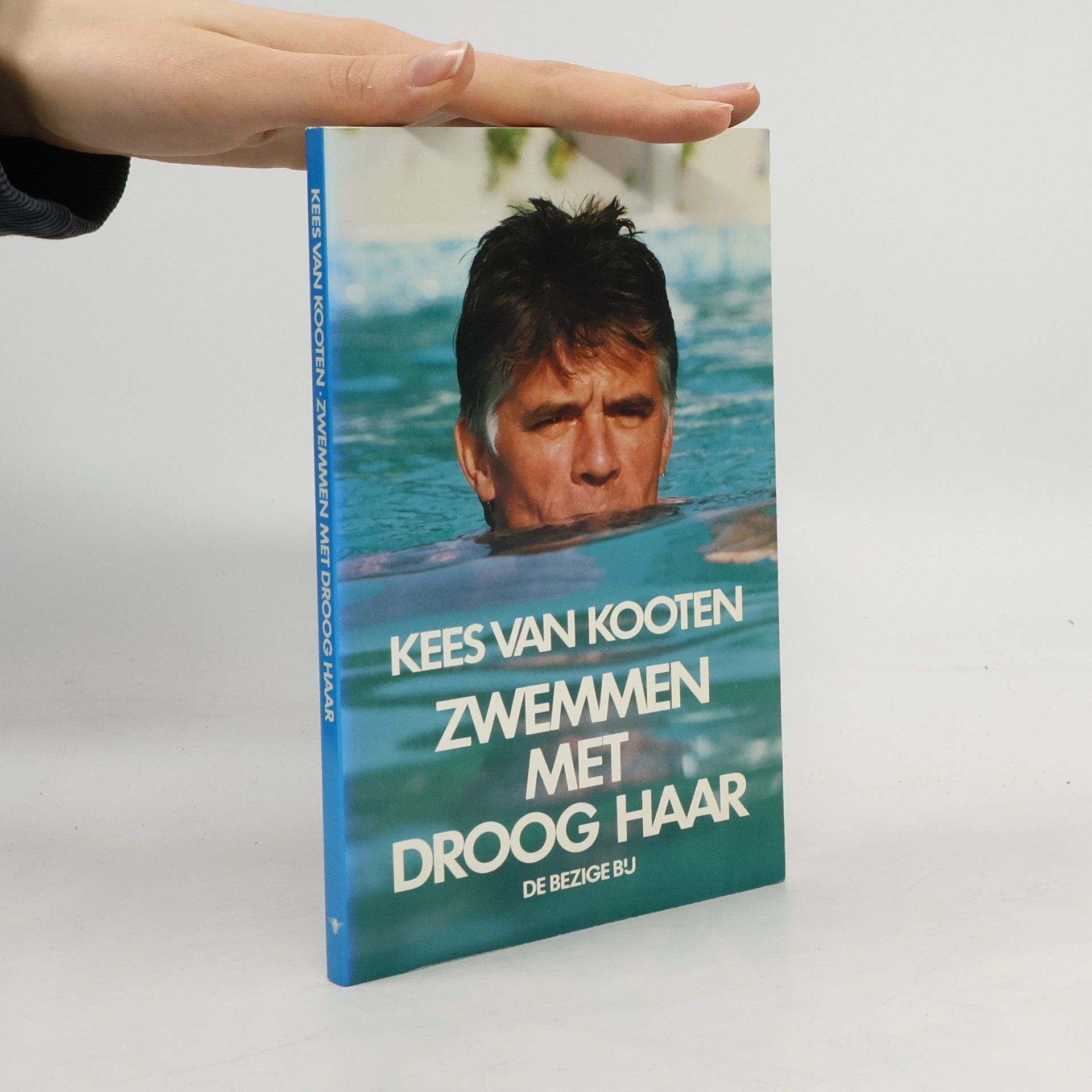 Kees Van Kooten Zwemmen met droog haar