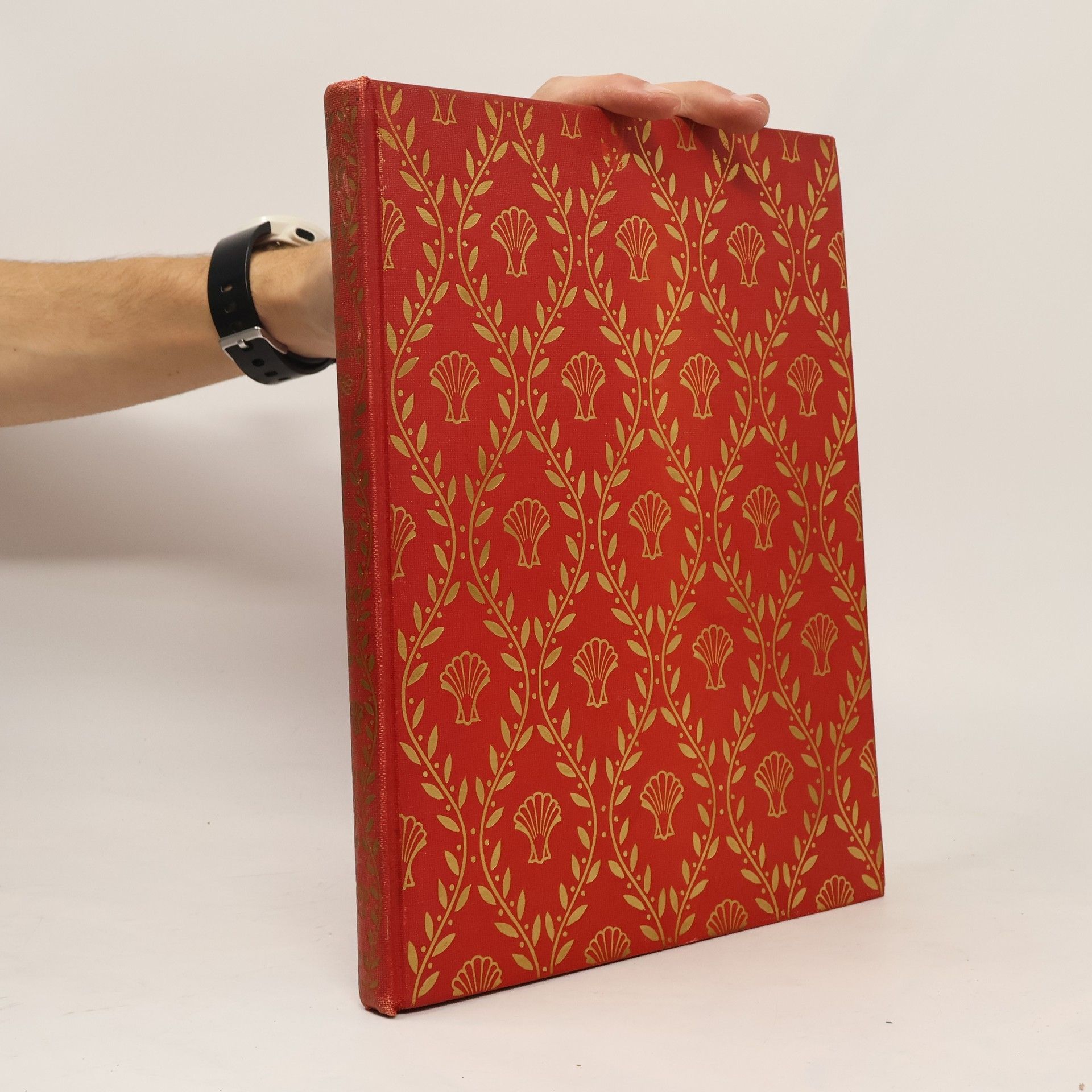 Ian Cox The Scallop. Studies of a Shell and Its Influences on Humankind