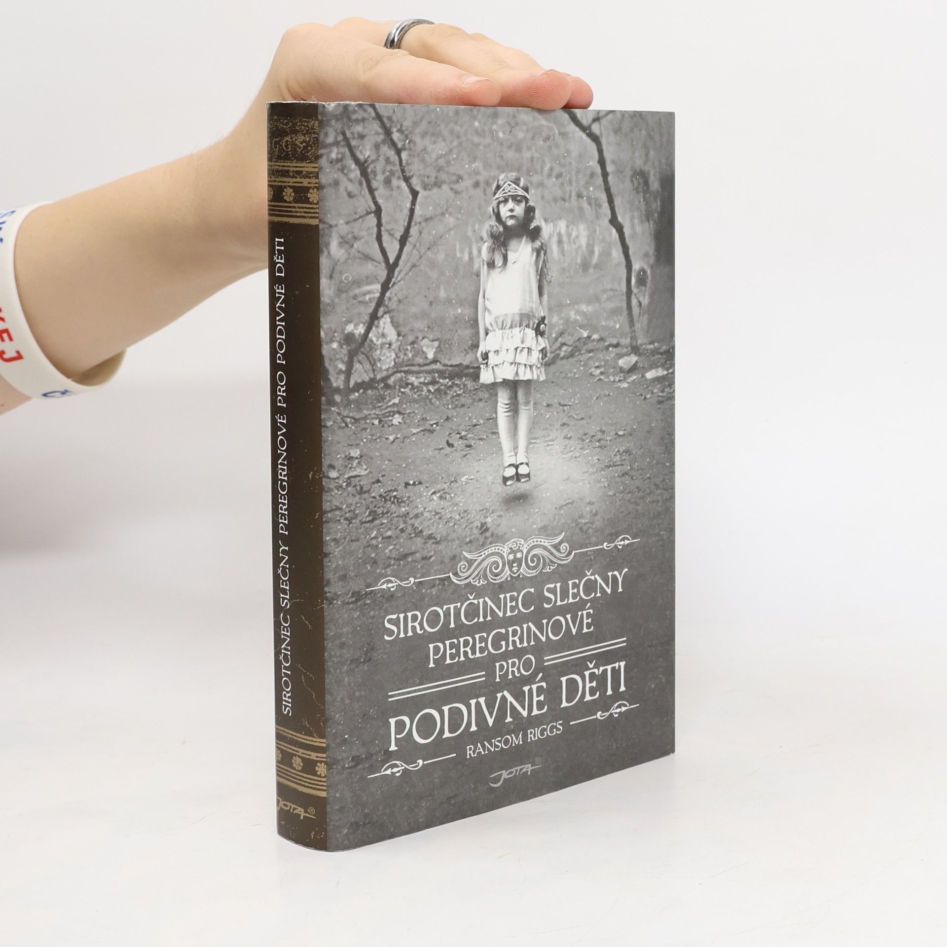 Ransom Riggs Sirotčinec slečny Peregrinové pro podivné děti