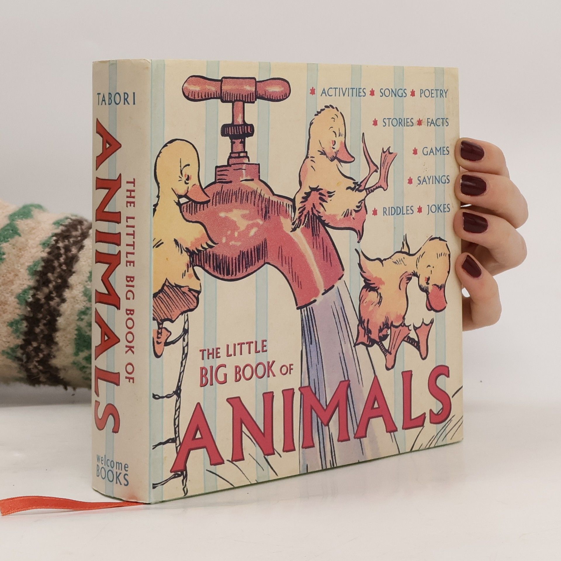 Collectif d'auteurs The Little Big Book of Animals