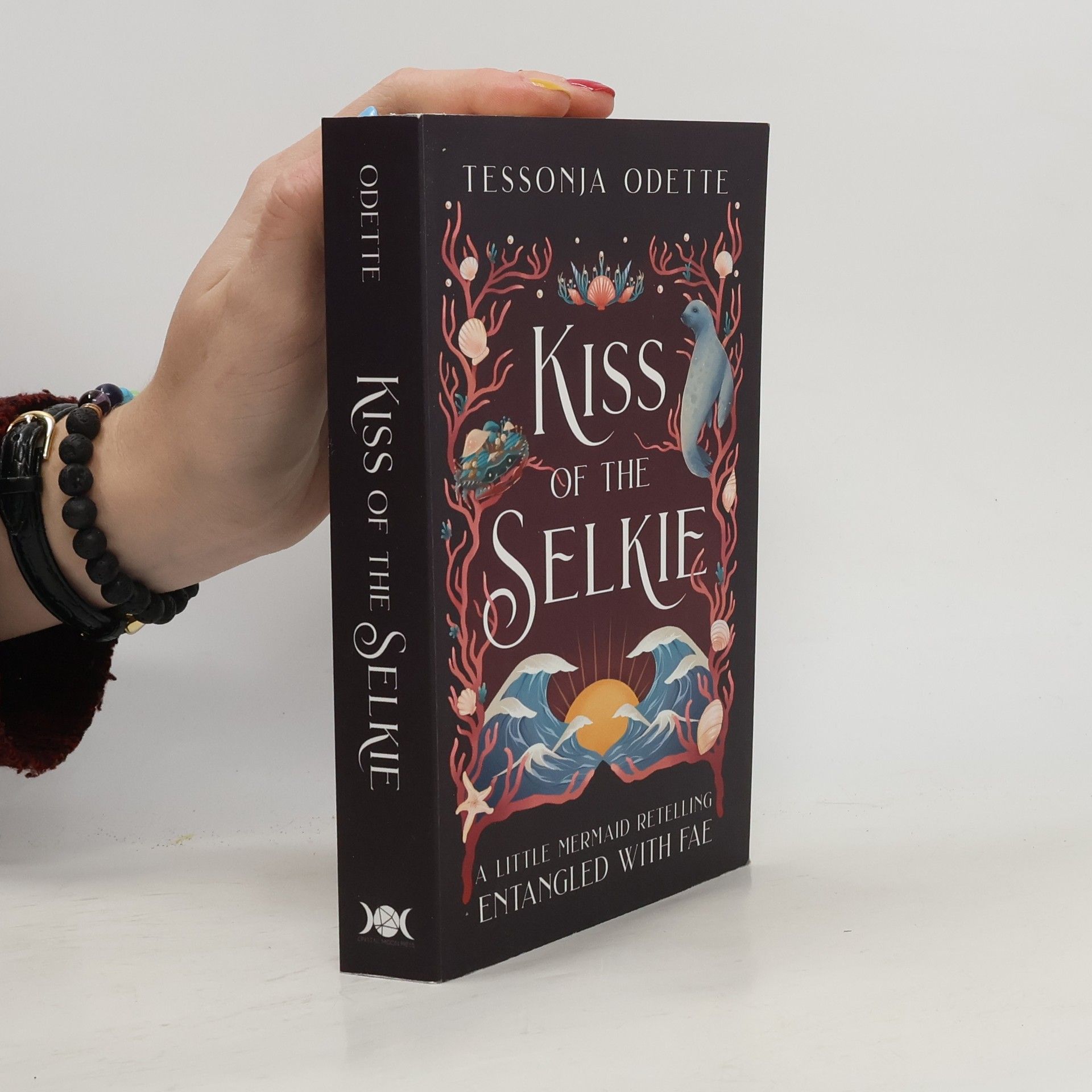 Tessonja Odette Kiss of the Selkie