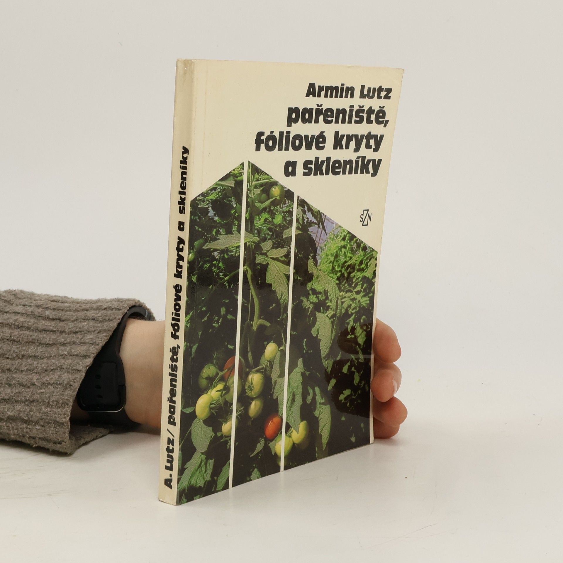 Pařeniště, fóliové kryty a skleníky