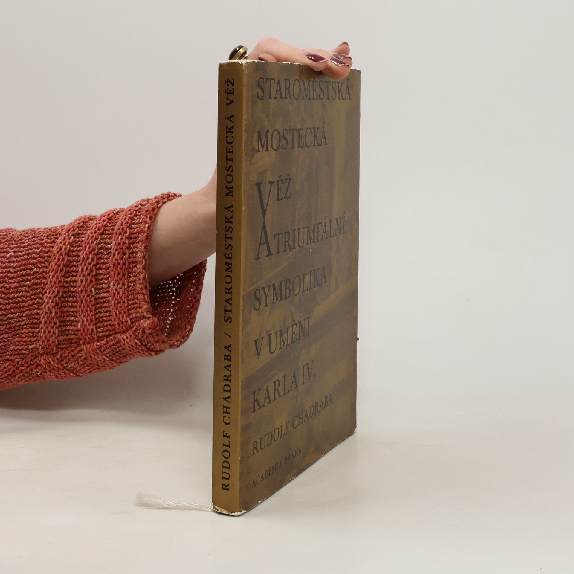 Staroměstská mostecká věž a triumfální symbolika umění Karla IV.