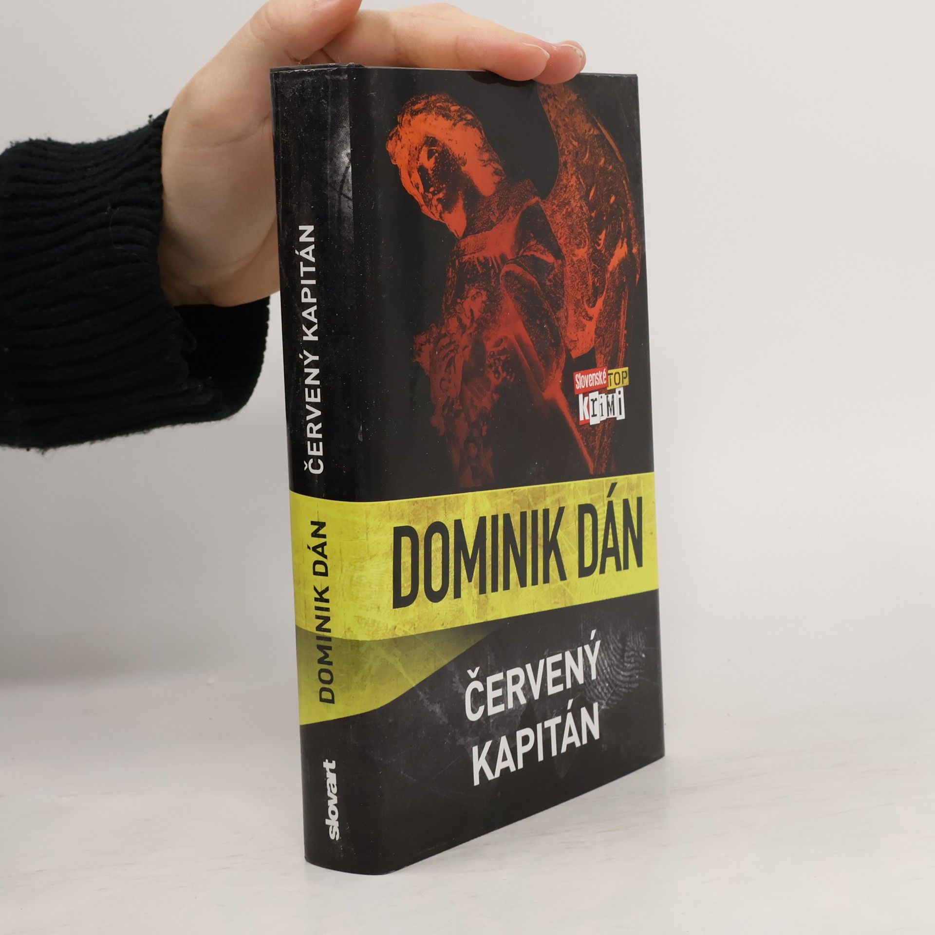 Dominik Dán Červený kapitán