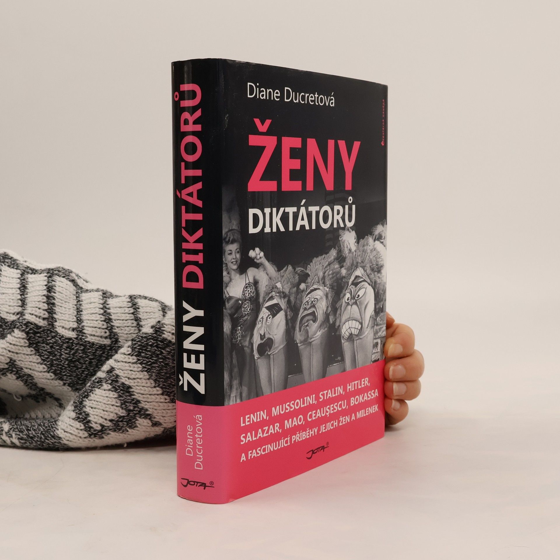 Diane Ducret Ženy diktátorů