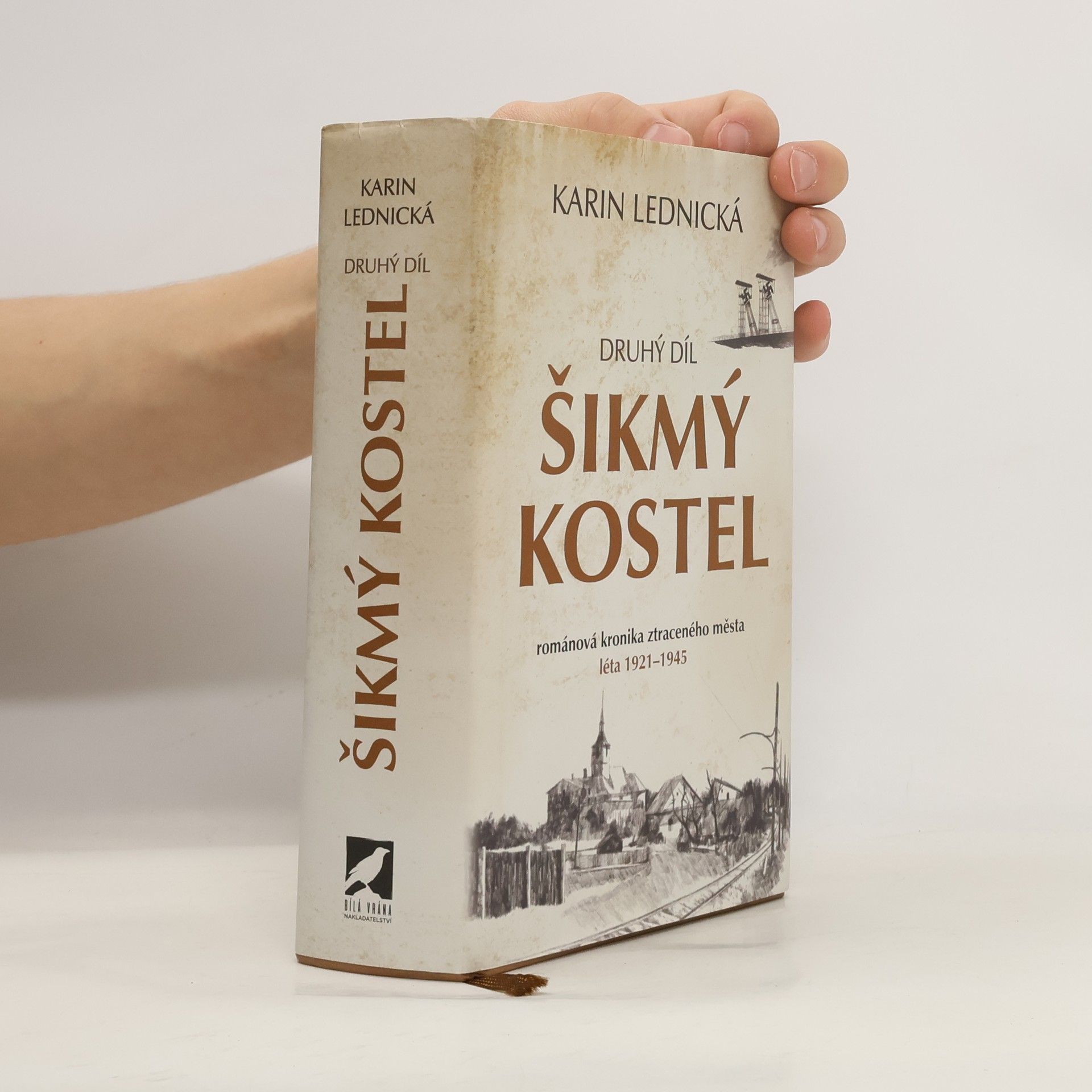 Karin Lednická Šikmý kostel 2