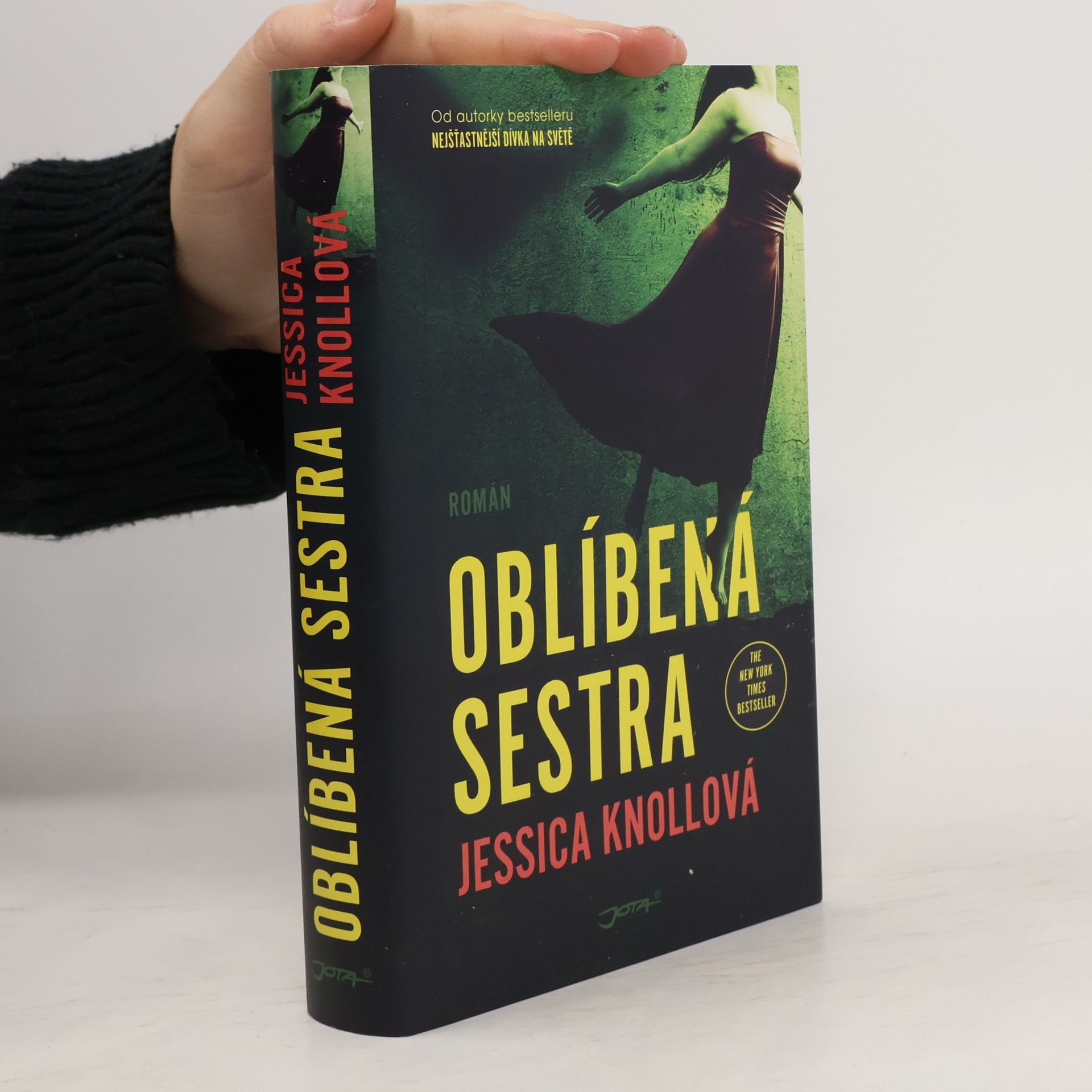 Oblíbená sestra