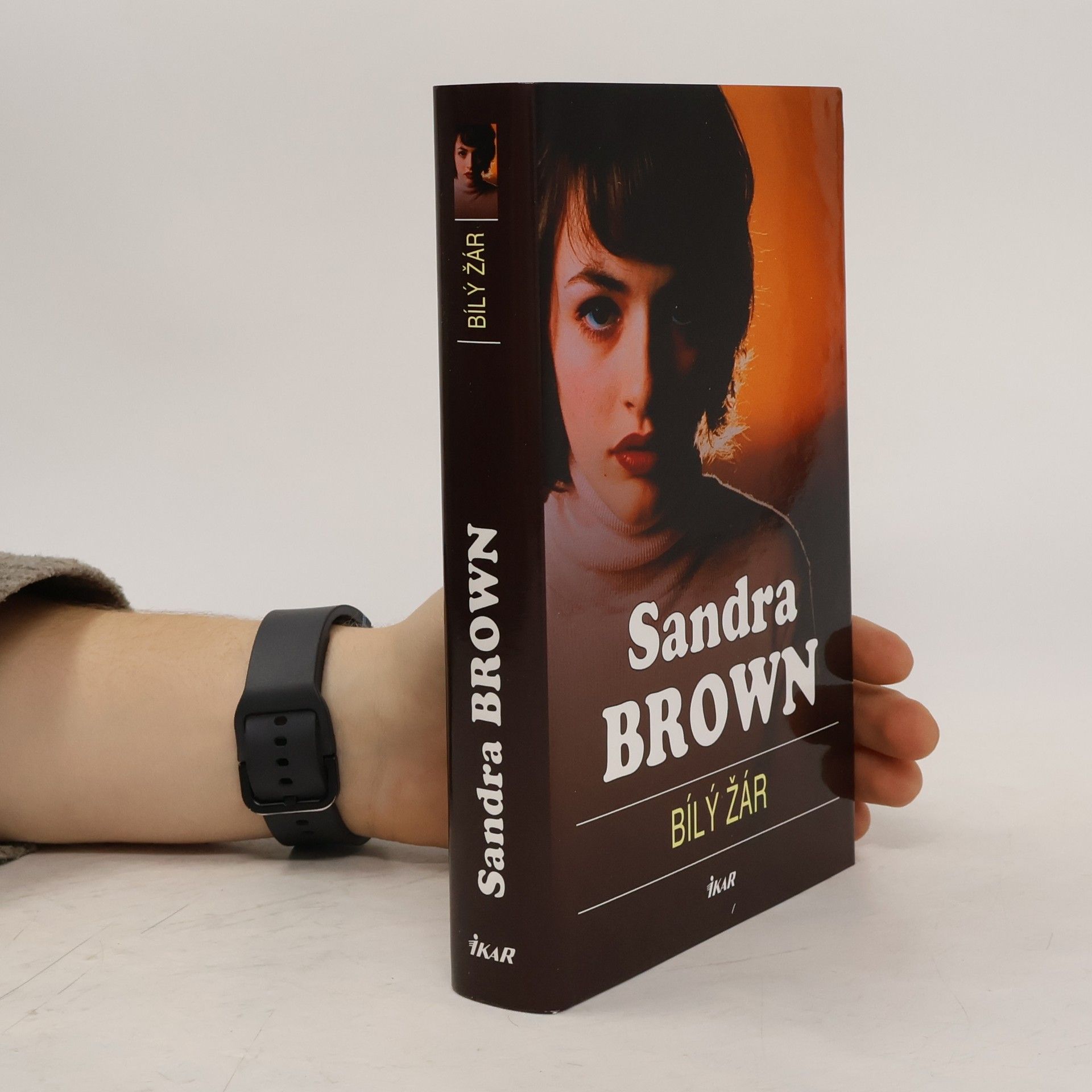 Sandra Brown Bílý žár