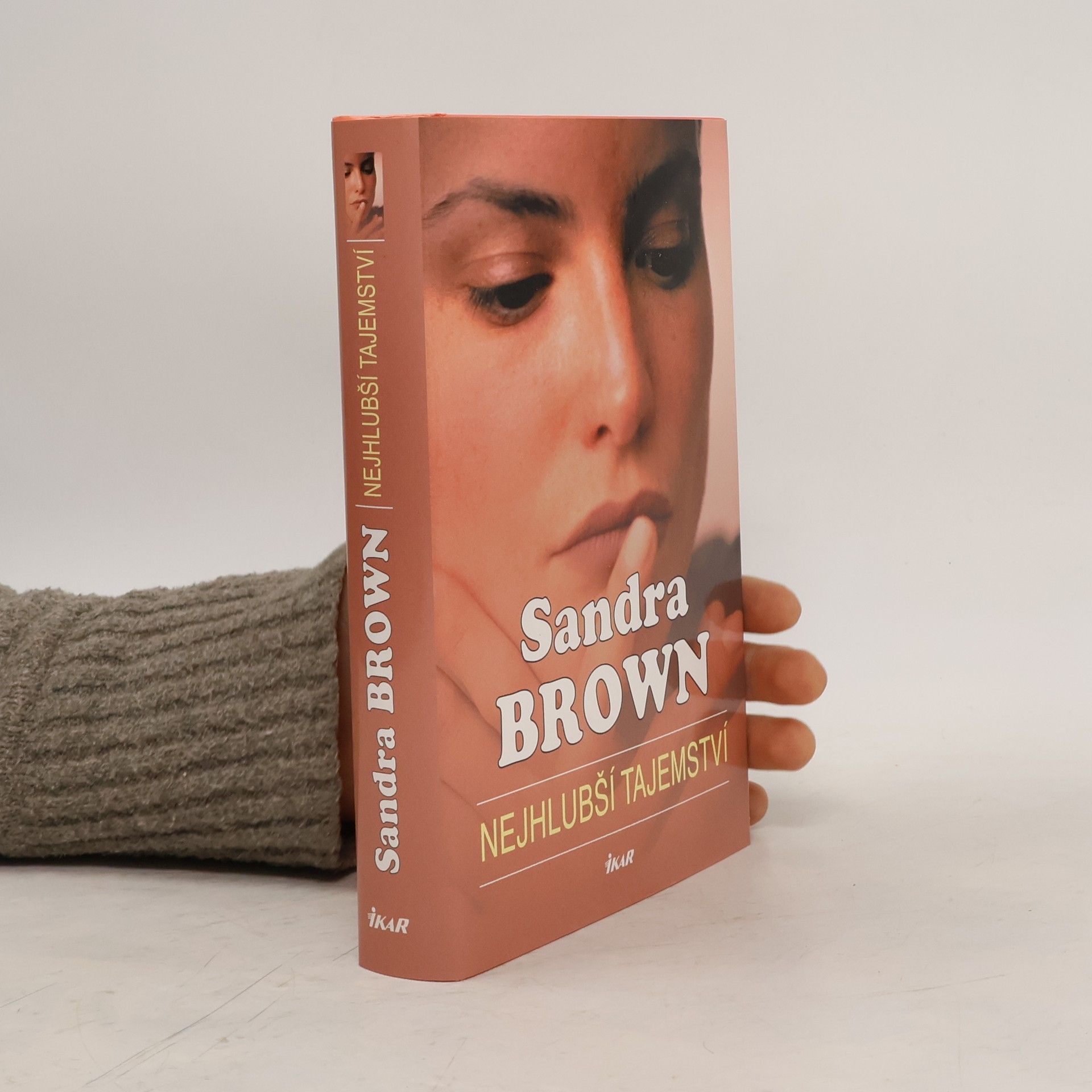 Sandra Brown Nejhlubší tajemství