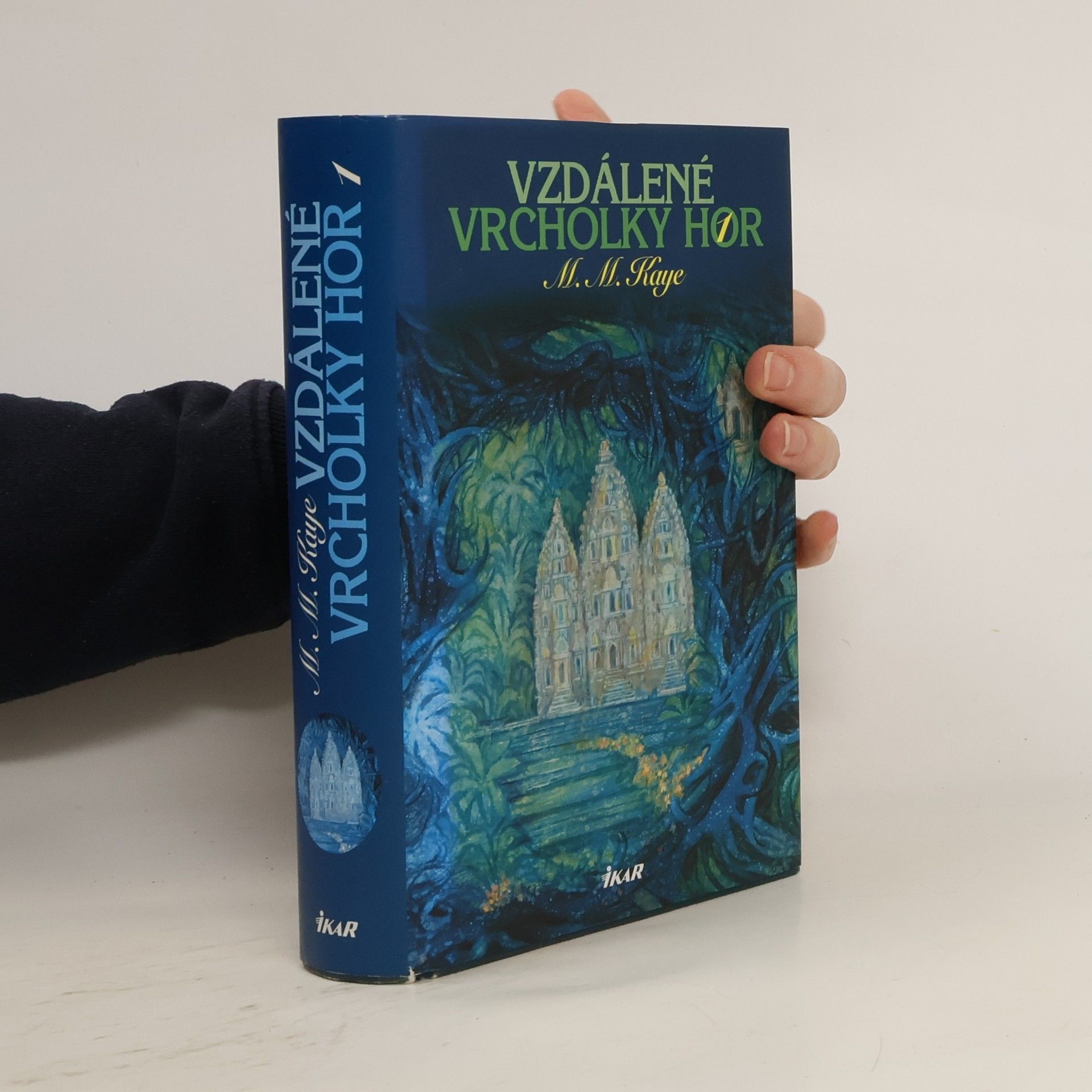 M. M. Mary Margaret Kaye Vzdálené vrcholky hor