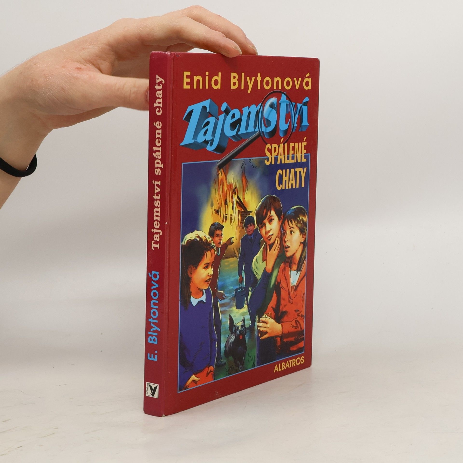 Enid Blyton Tajemství spálené chaty