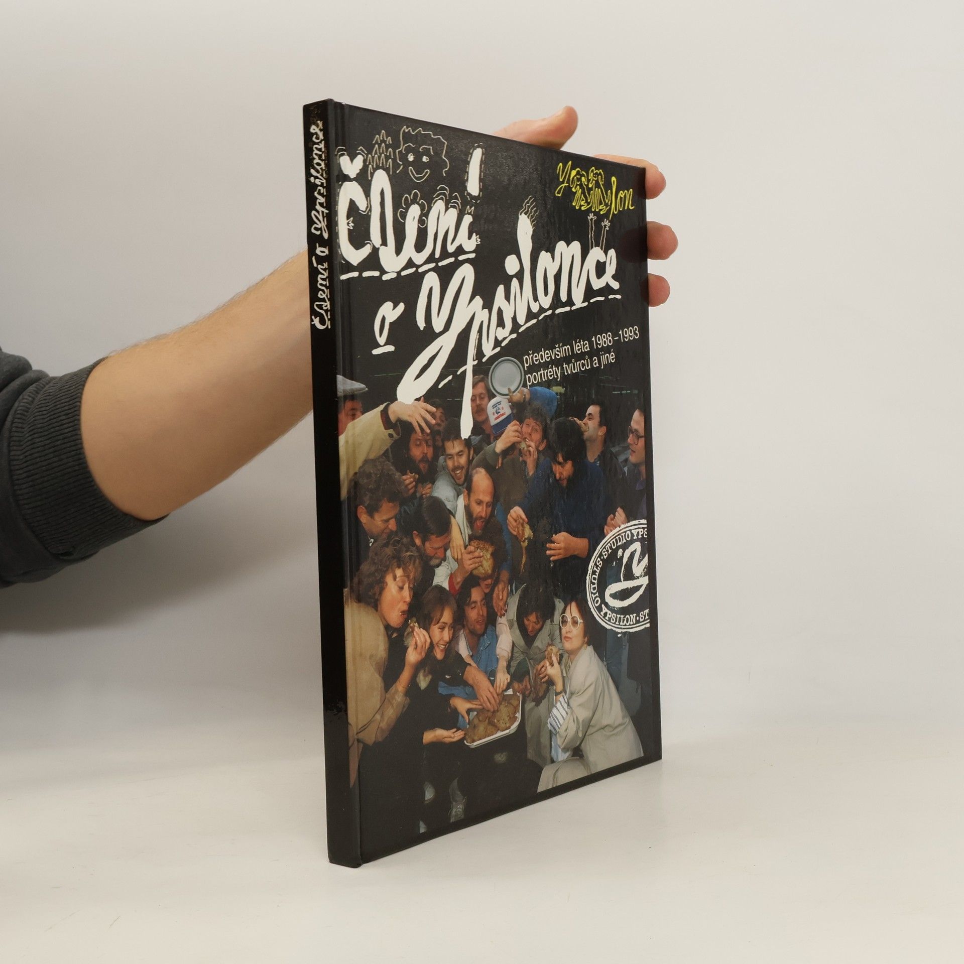 Collectif d'auteurs Čtení o Ypsilonce