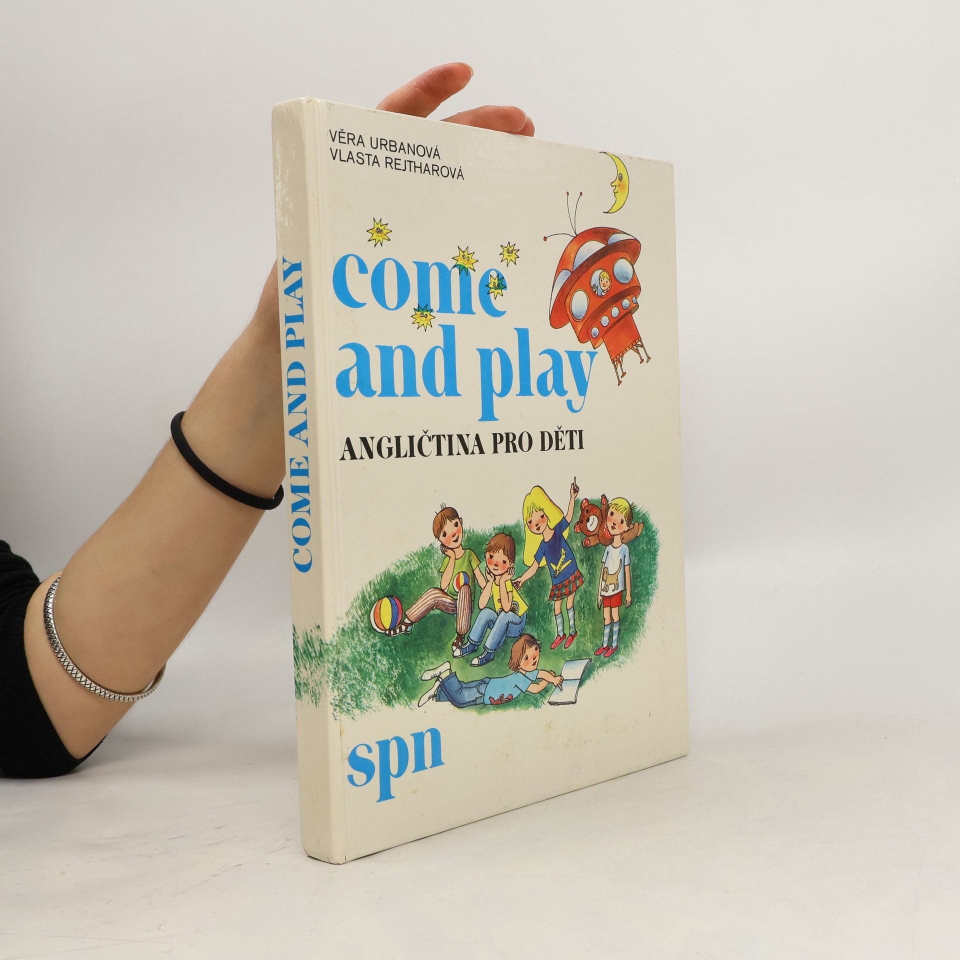 Věra Urbanová Come and play. Angličtina pro děti