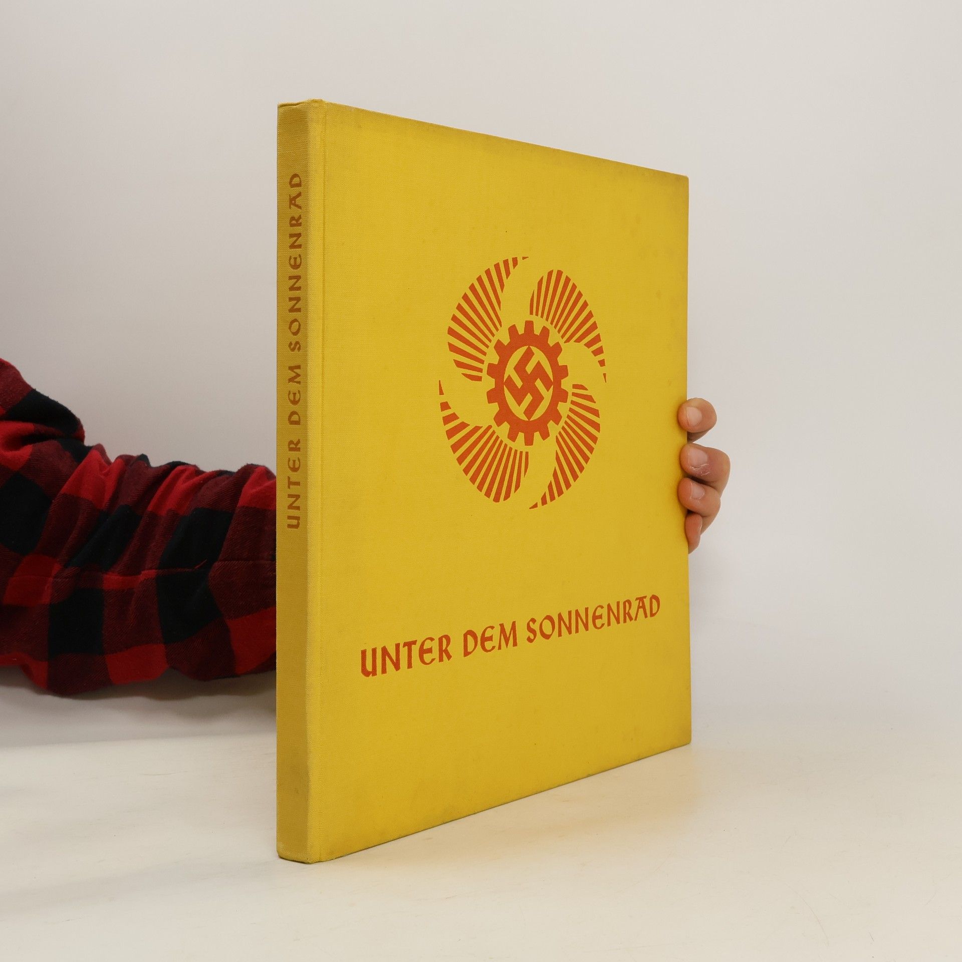 Collectif d'auteurs Unter dem Sonnenrad