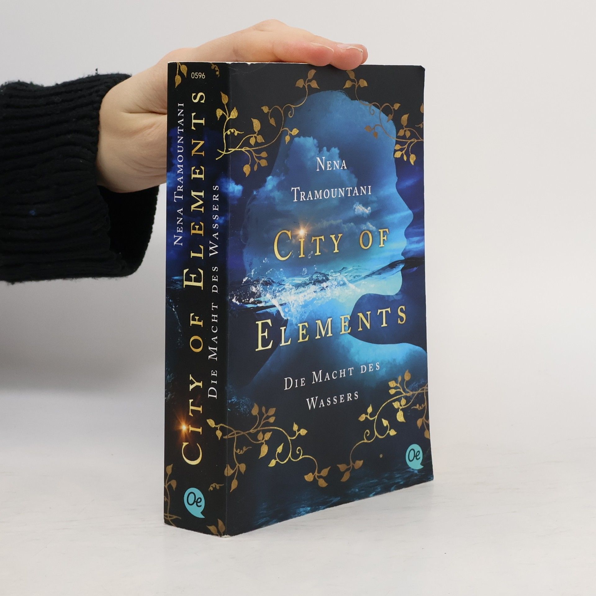 Nena Tramountani Die Macht des Wassers