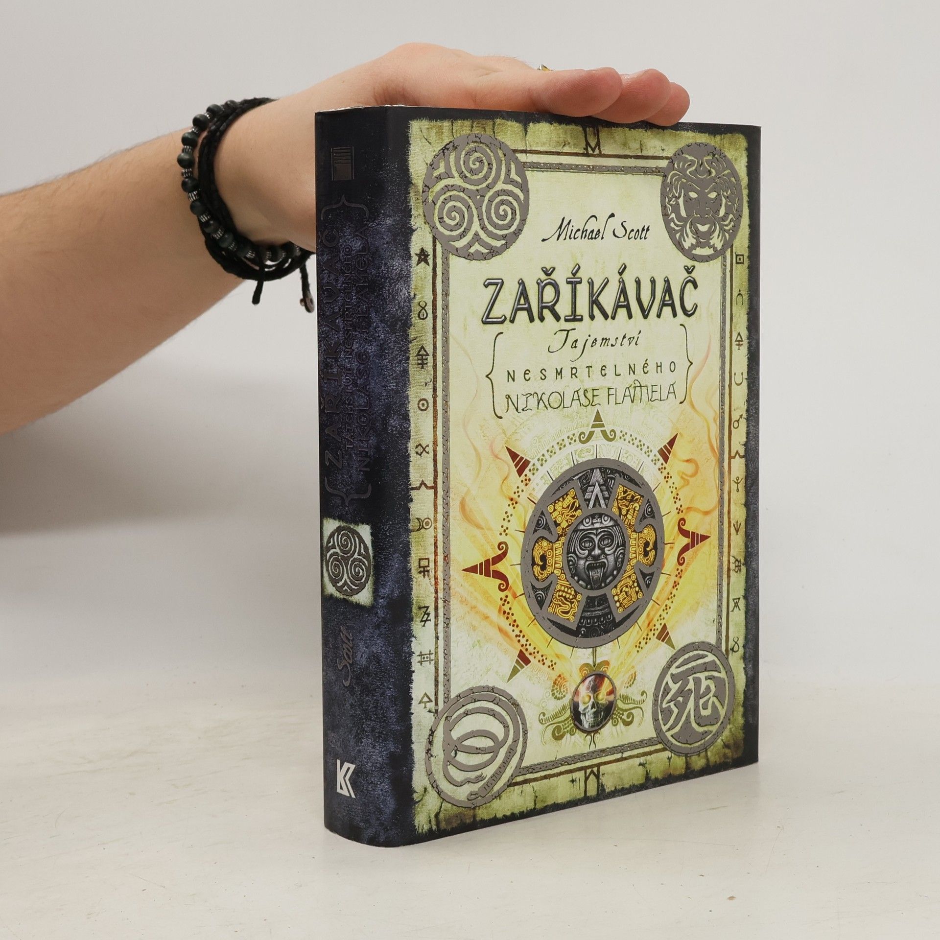 Michael Scott Zaříkávač. Tajemství nesmrtelného Nikolase Flamela. Díl 4.