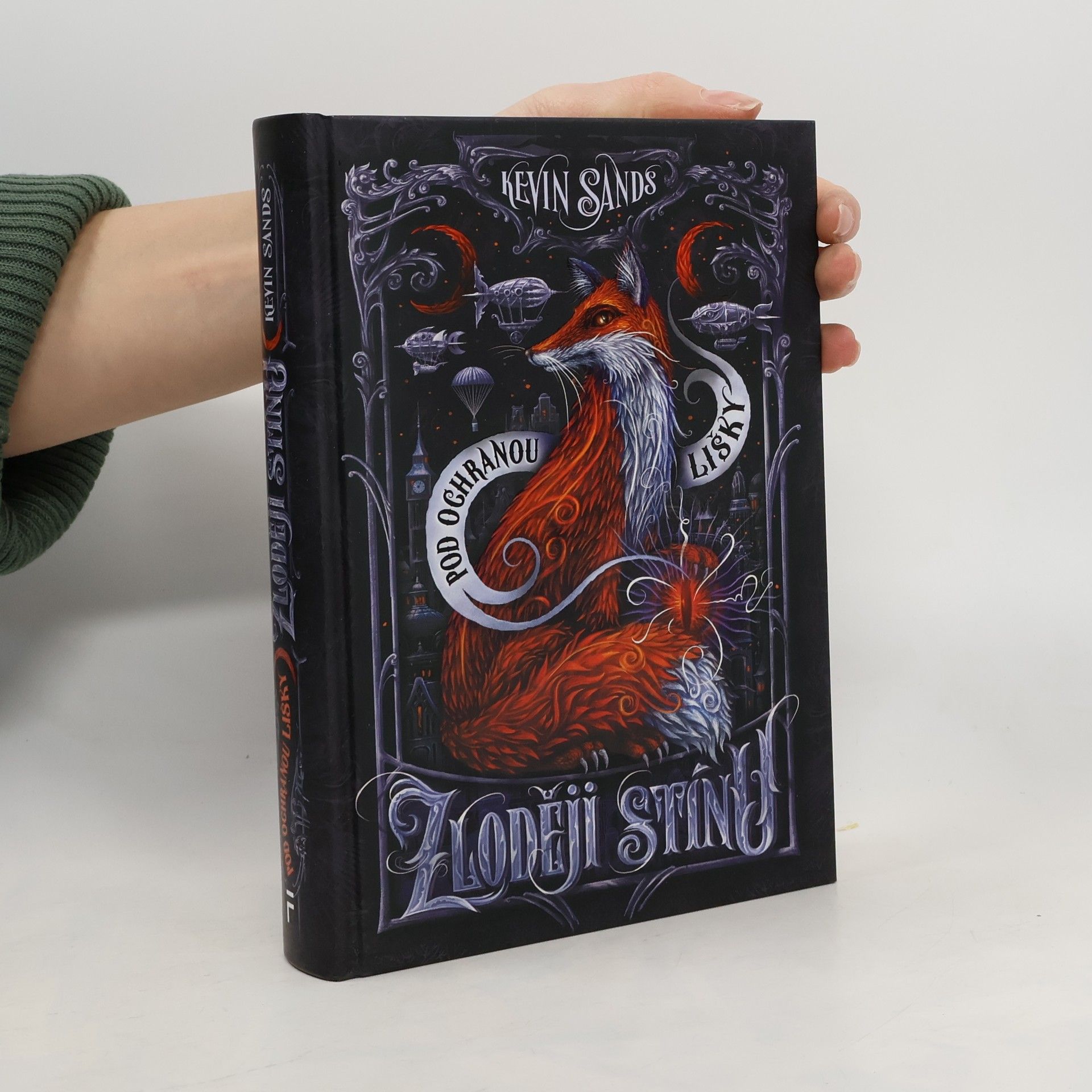 Zloději stínu: Pod ochranou lišky