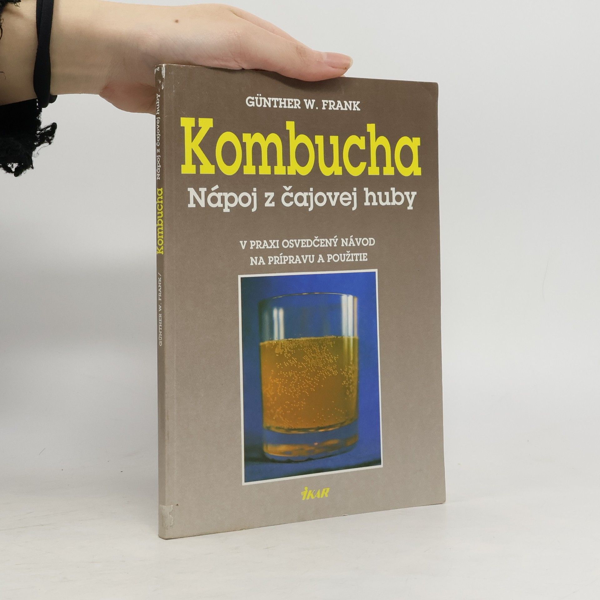 Kombucha - Nápoj z čajovej huby