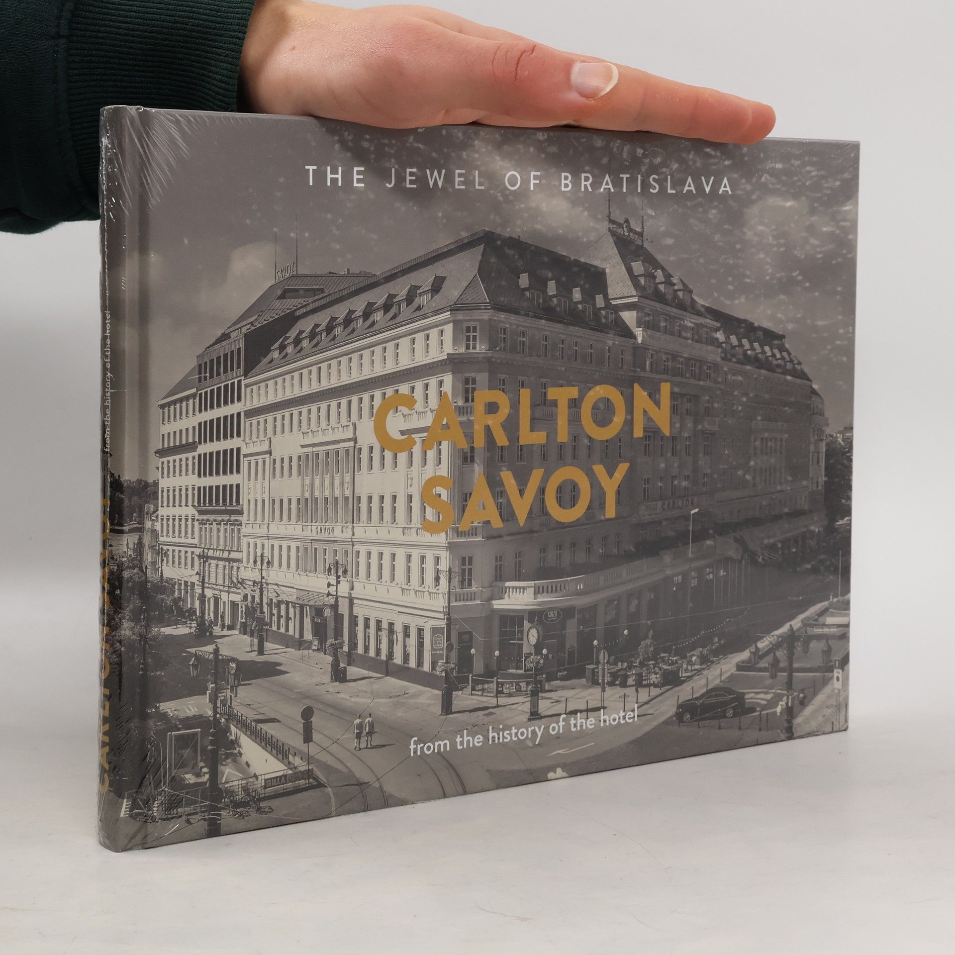 Július Cmorej Carlton Savoy