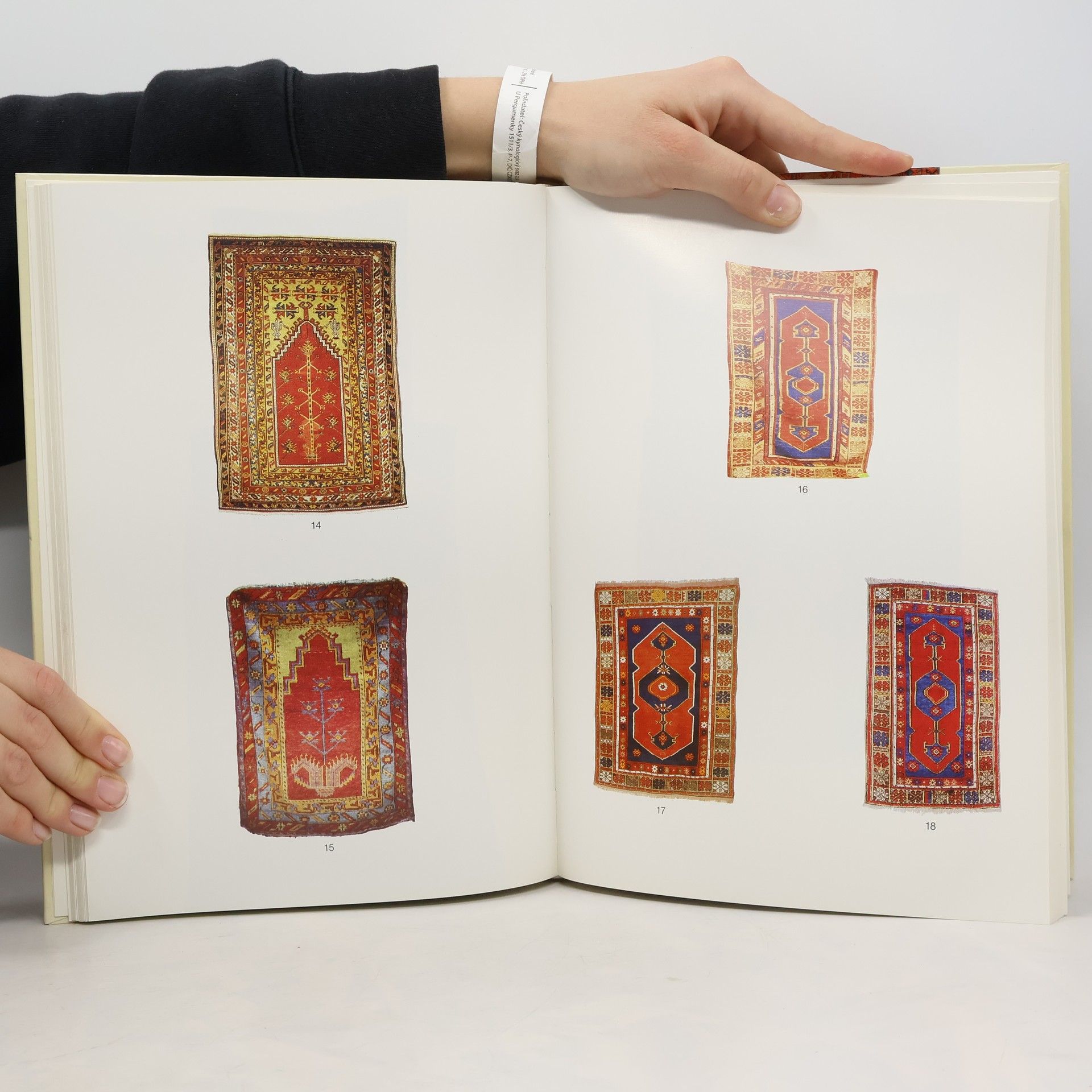 Georg Butterweck Das Standardwerk des anatolischen Knüpfteppichs / Handbook of Anatolian Carpets