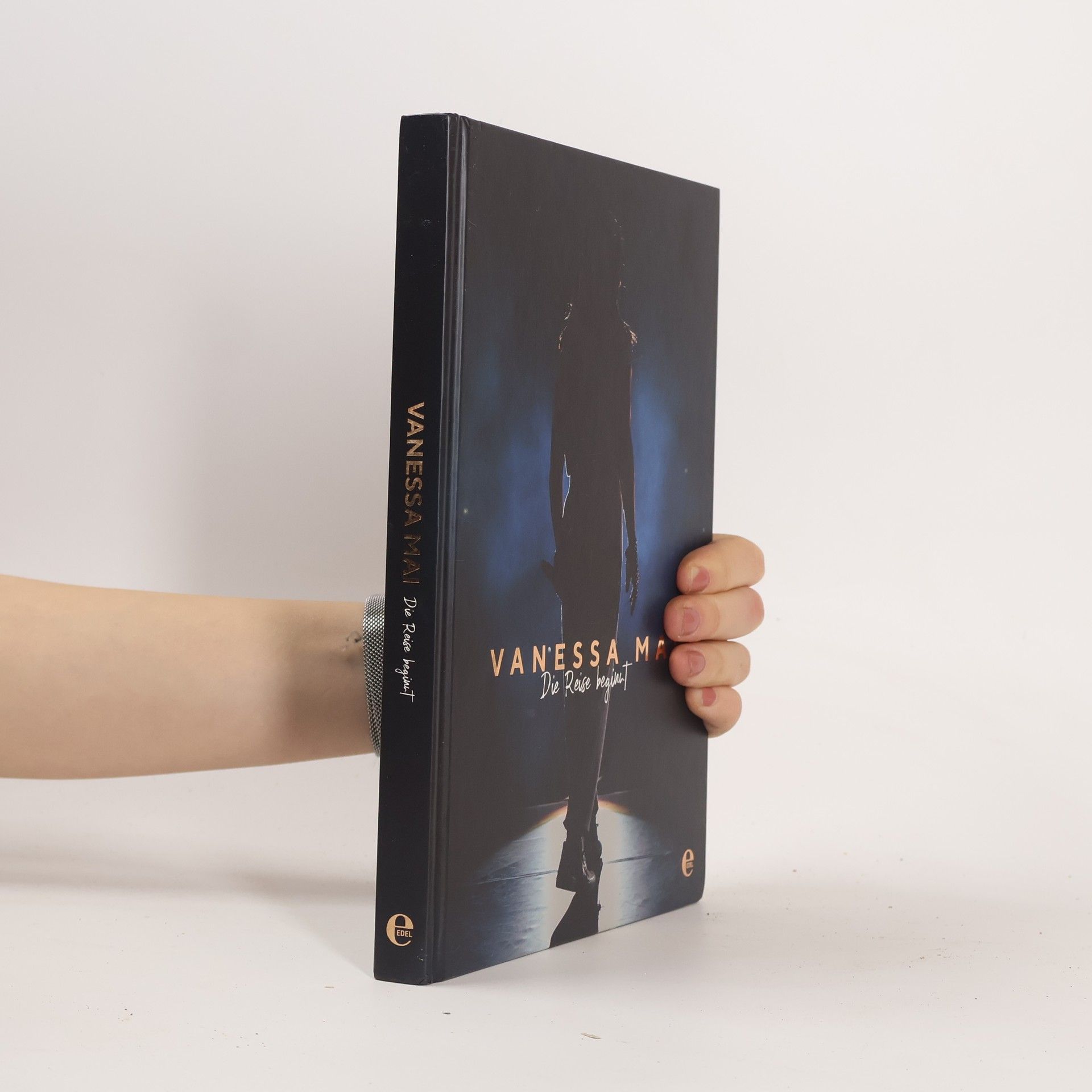Vanessa Mai - die Reise beginnt
