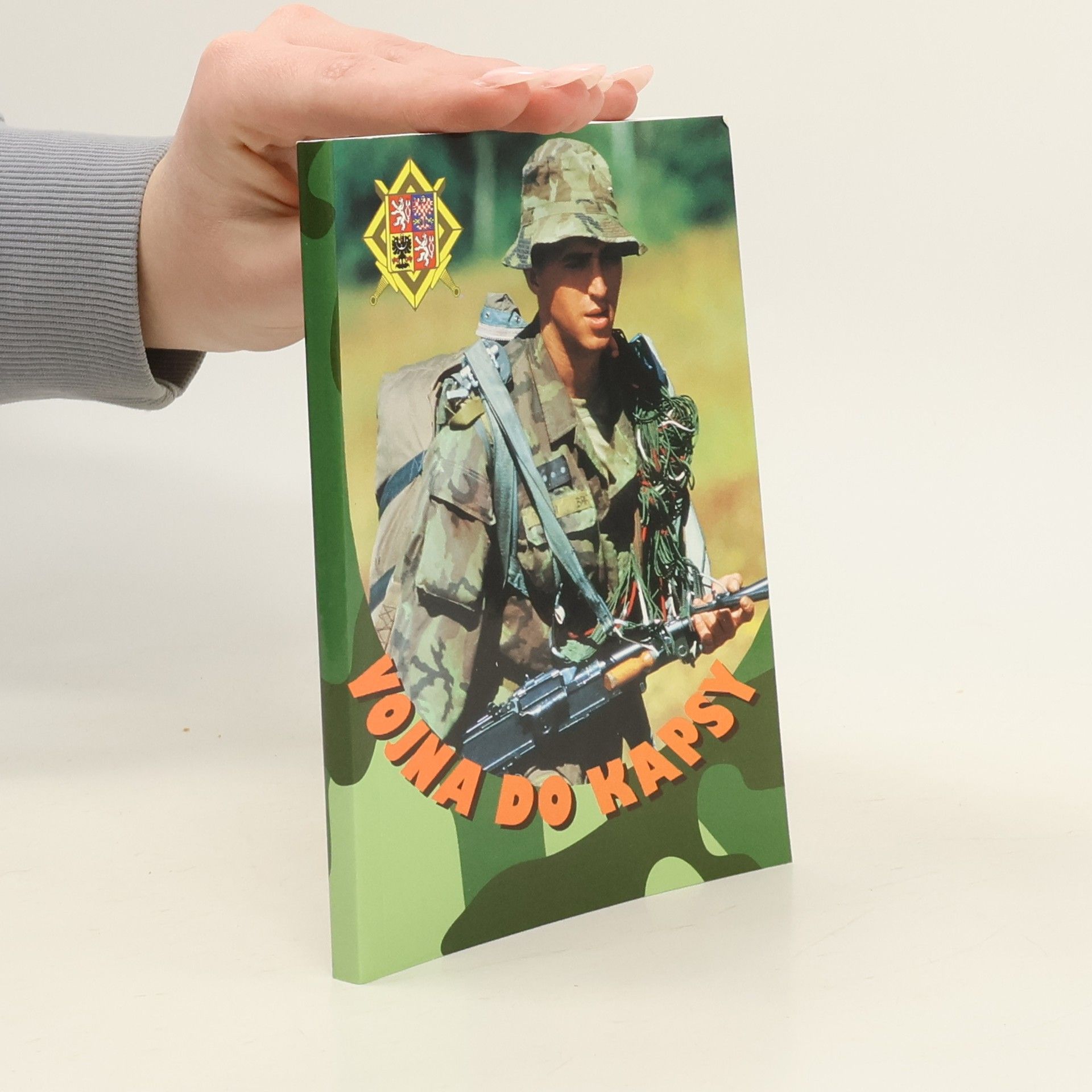 Petr Majer Vojna do kapsy