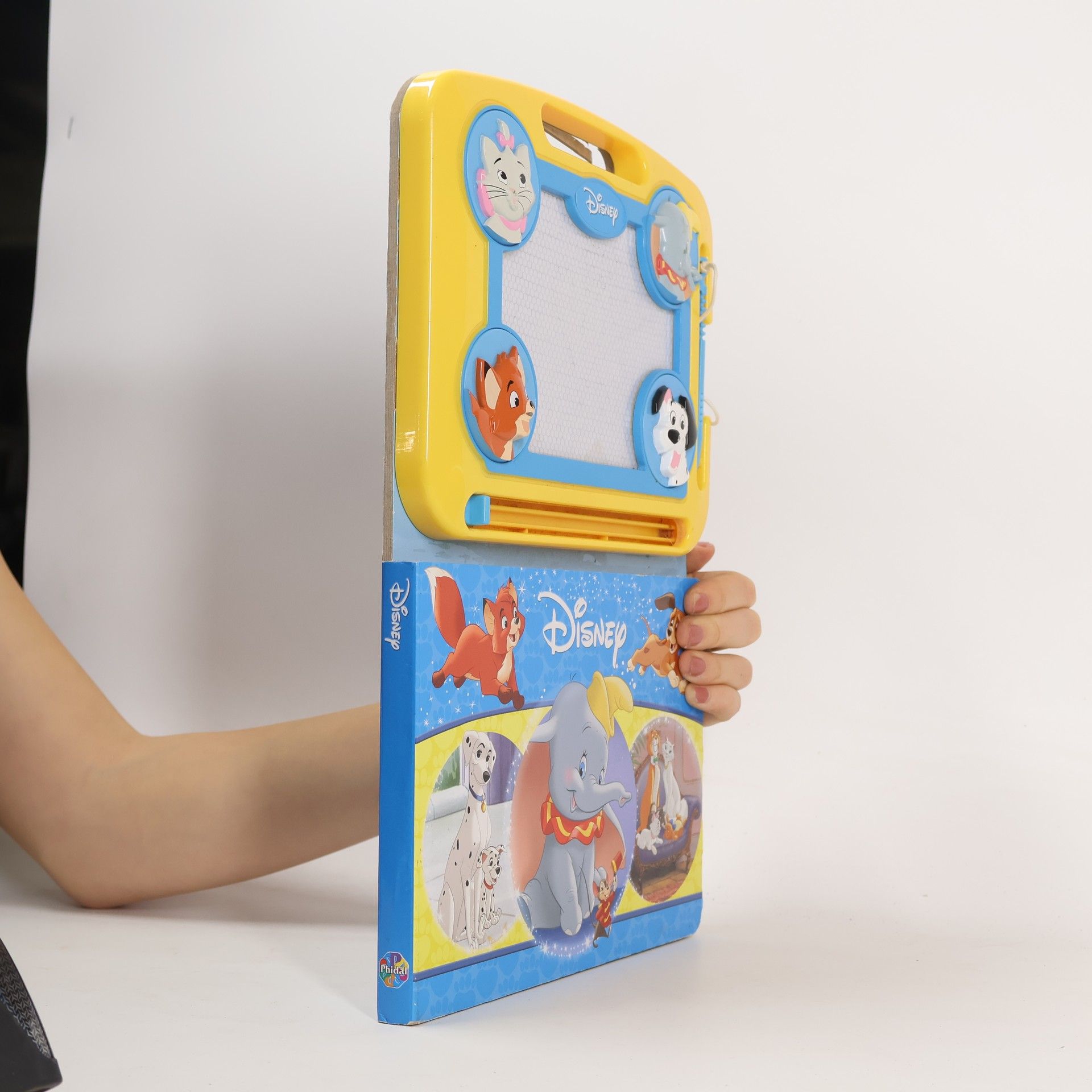 AA.VV. Phidal Disney's Classics Animals 2 Activity Book