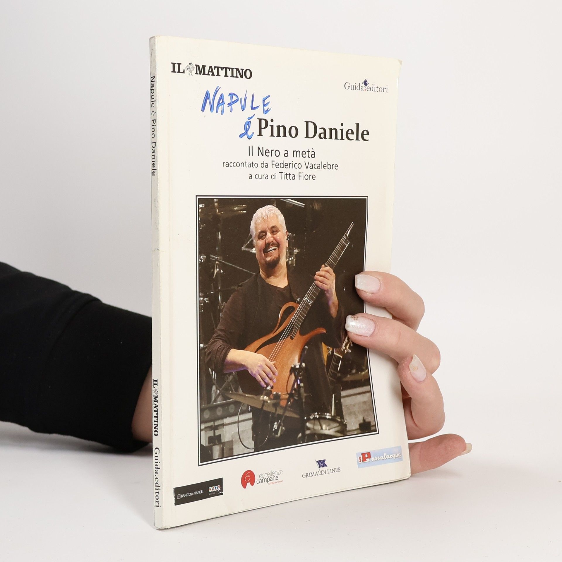 Titta Fiore Napule è Pino Daniele