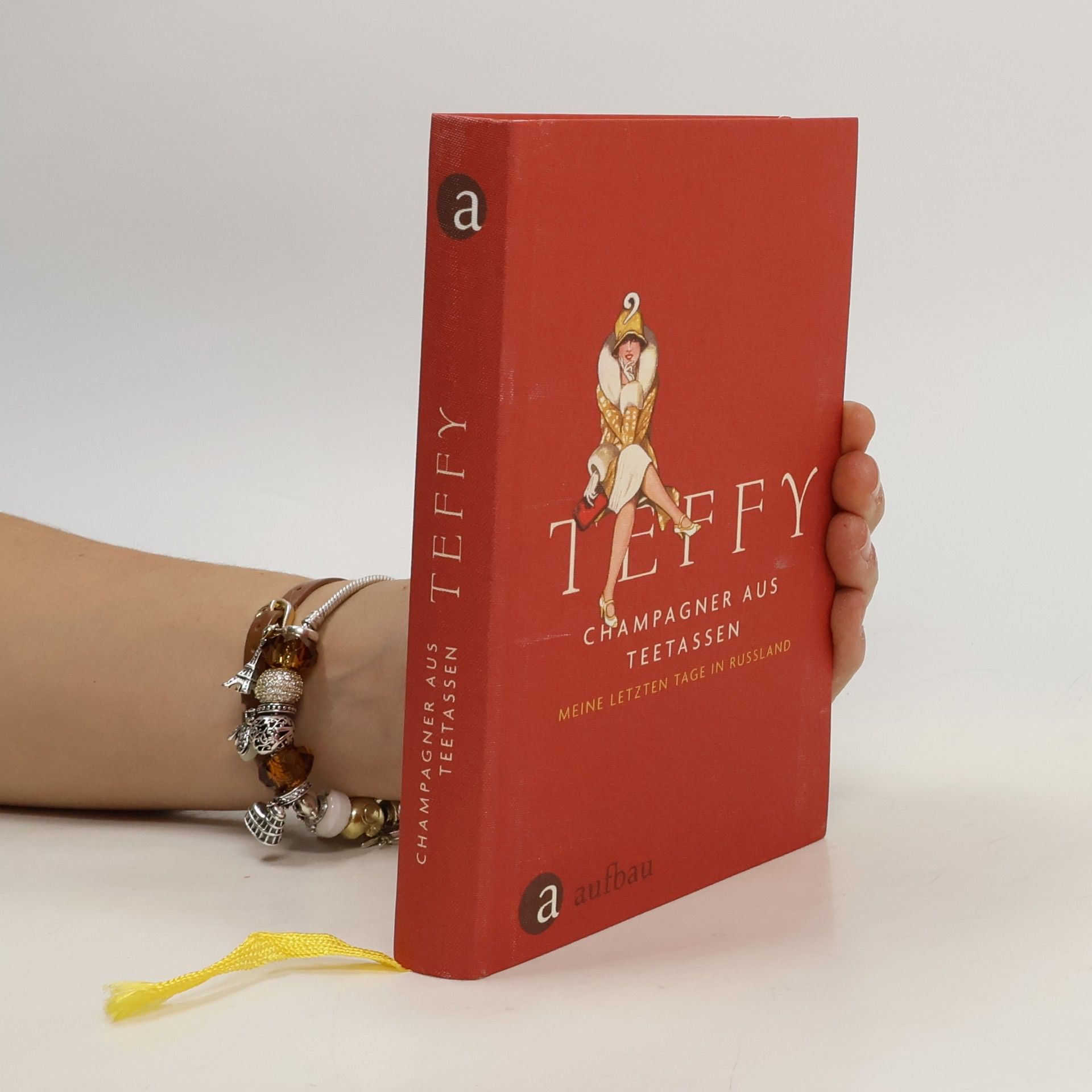 Nadežda A. Tėffi Champagner aus Teetassen