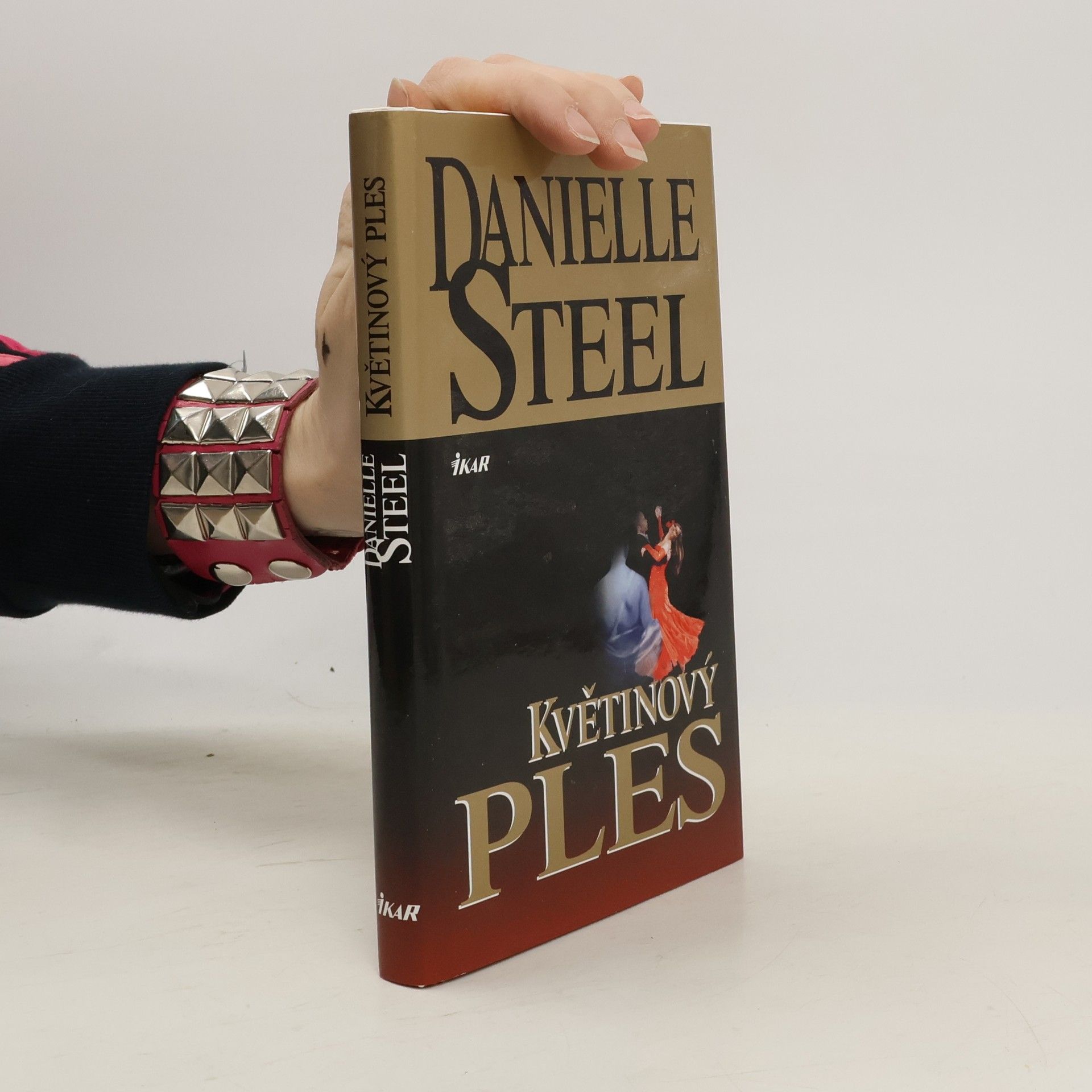 Danielle Steel Květinový ples