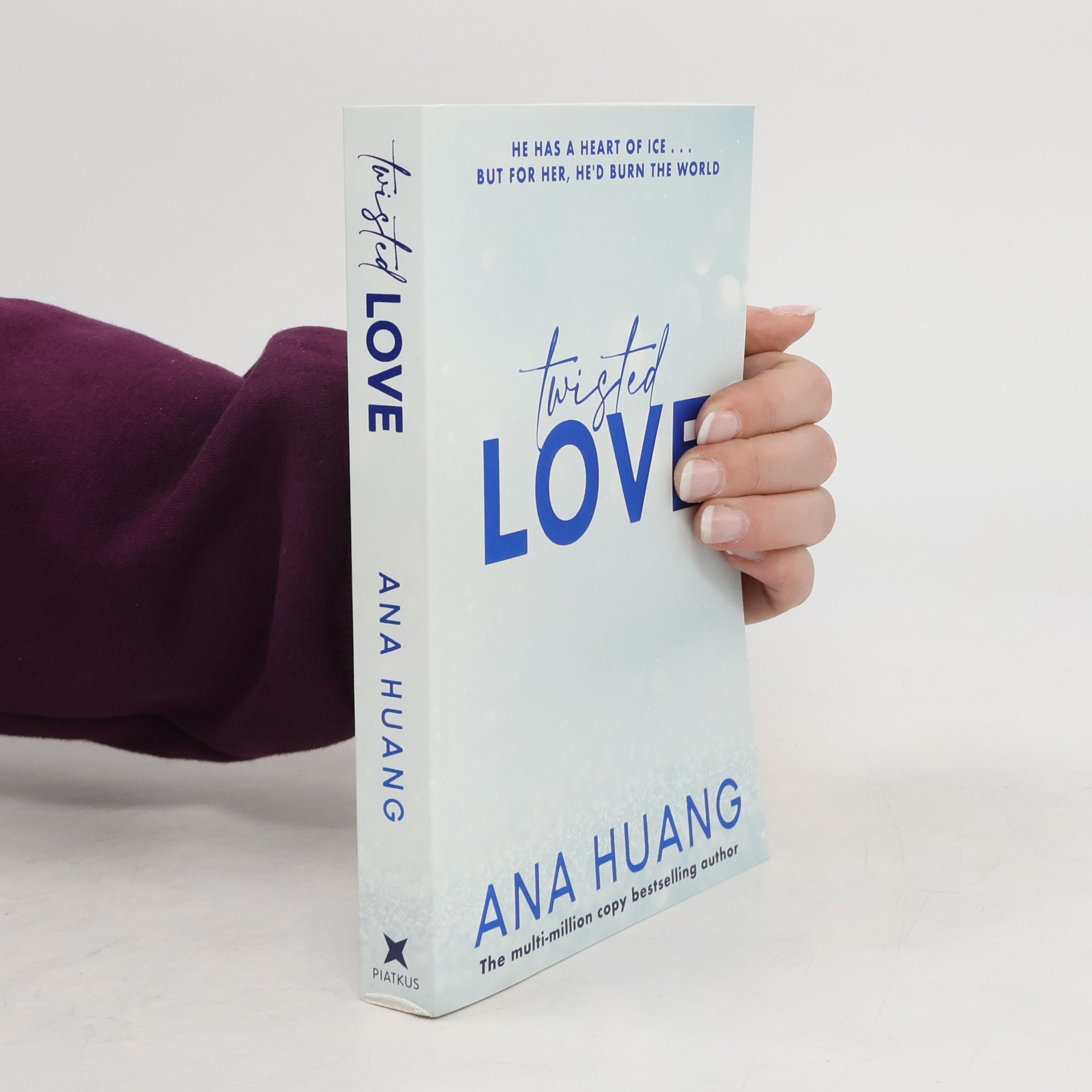 Ana Huang Twisted love. Twisted book one