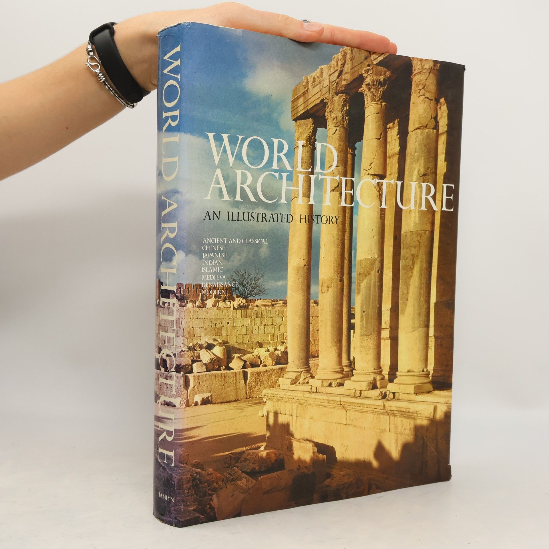 Various authors World Architecture