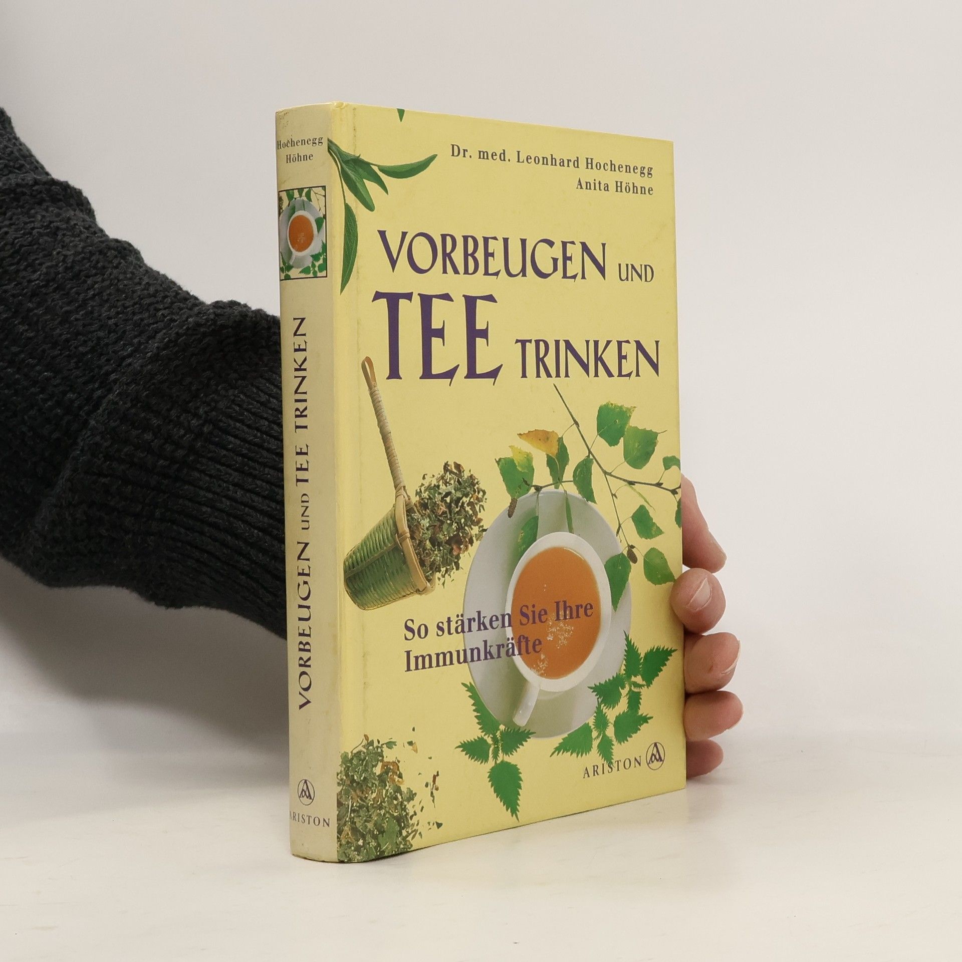 Vorbeugen und Tee trinken