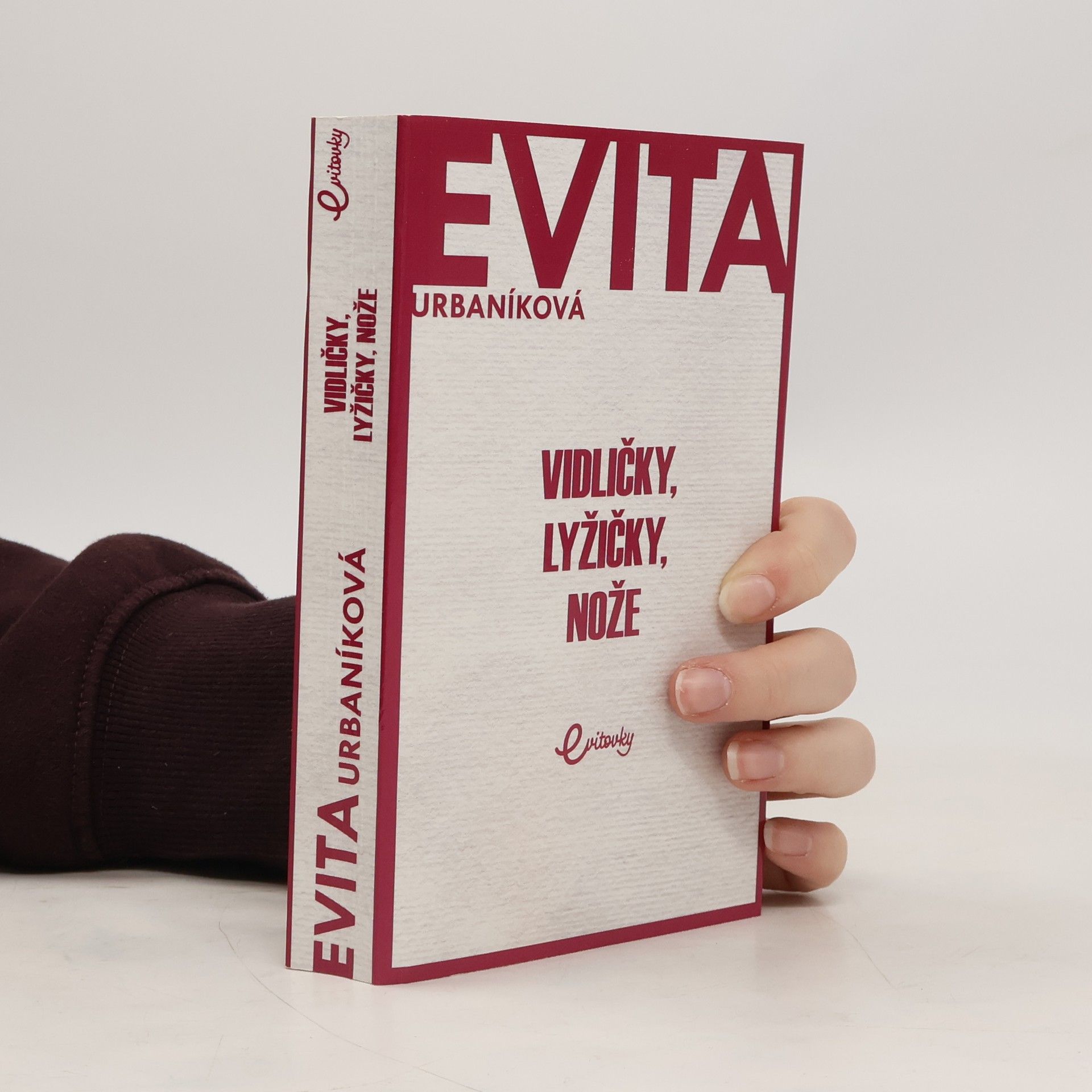 Vidličky, lyžičky, nože