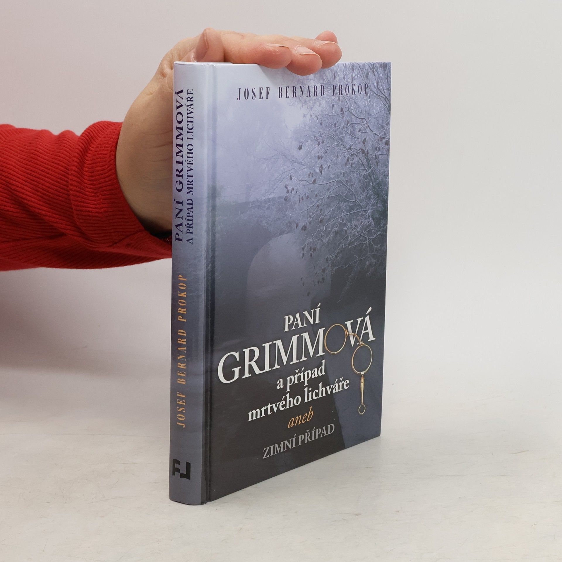 Paní Grimmová a případ mrtvého lichváře aneb Zimní případ