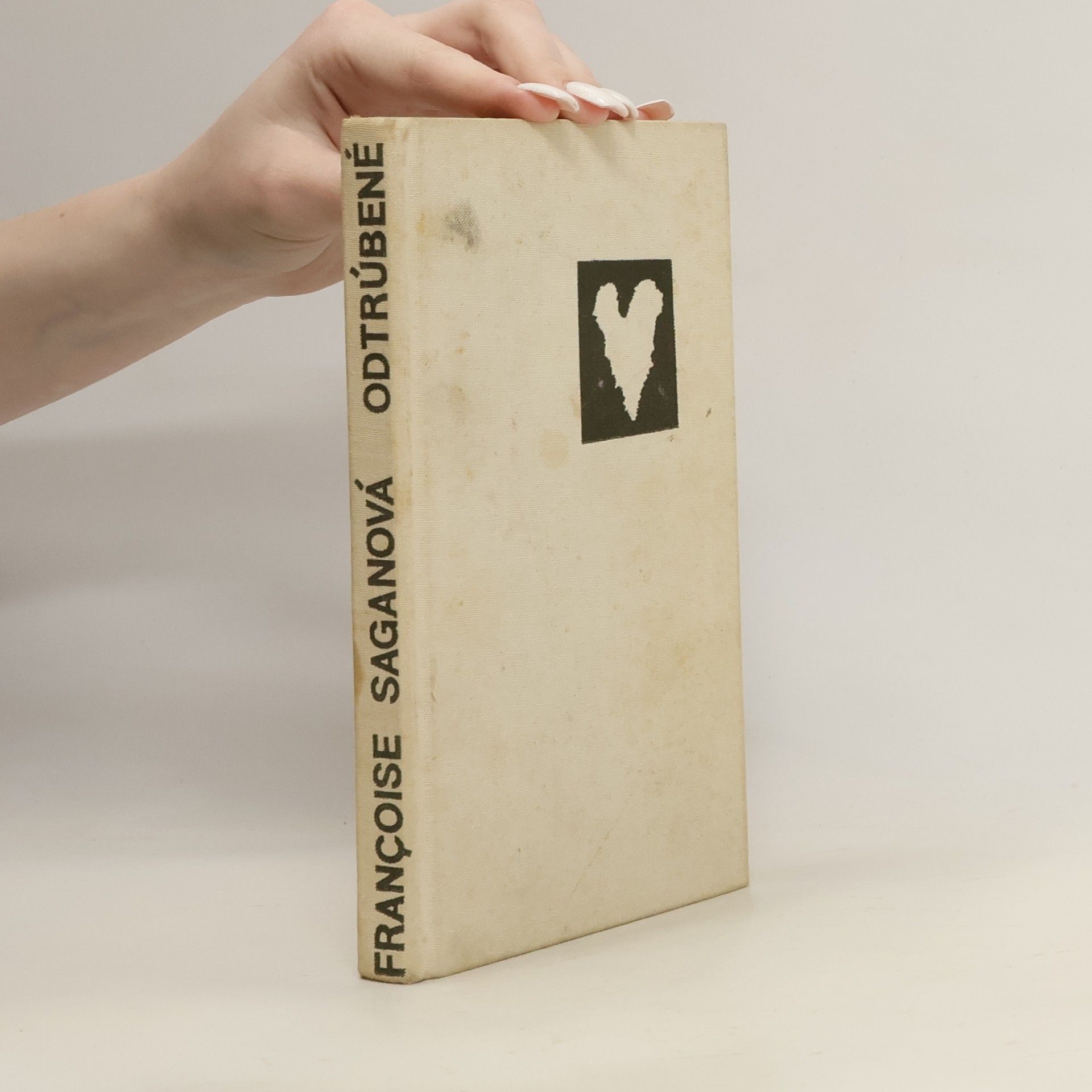 Françoise Saganová Odtrúbené