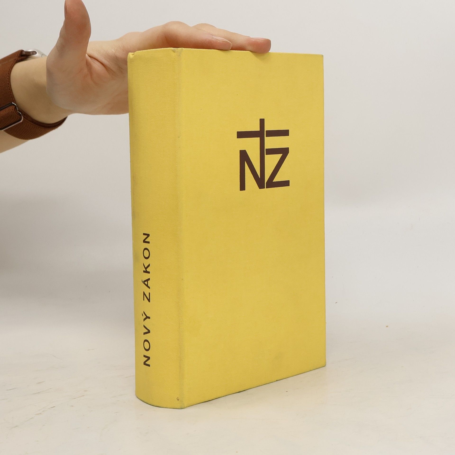 Auteurscollectief Nový zákon. text užívaný v českých liturgických knihách přeložený z řečtiny se stálým zřetelem k Nové Vulgátě