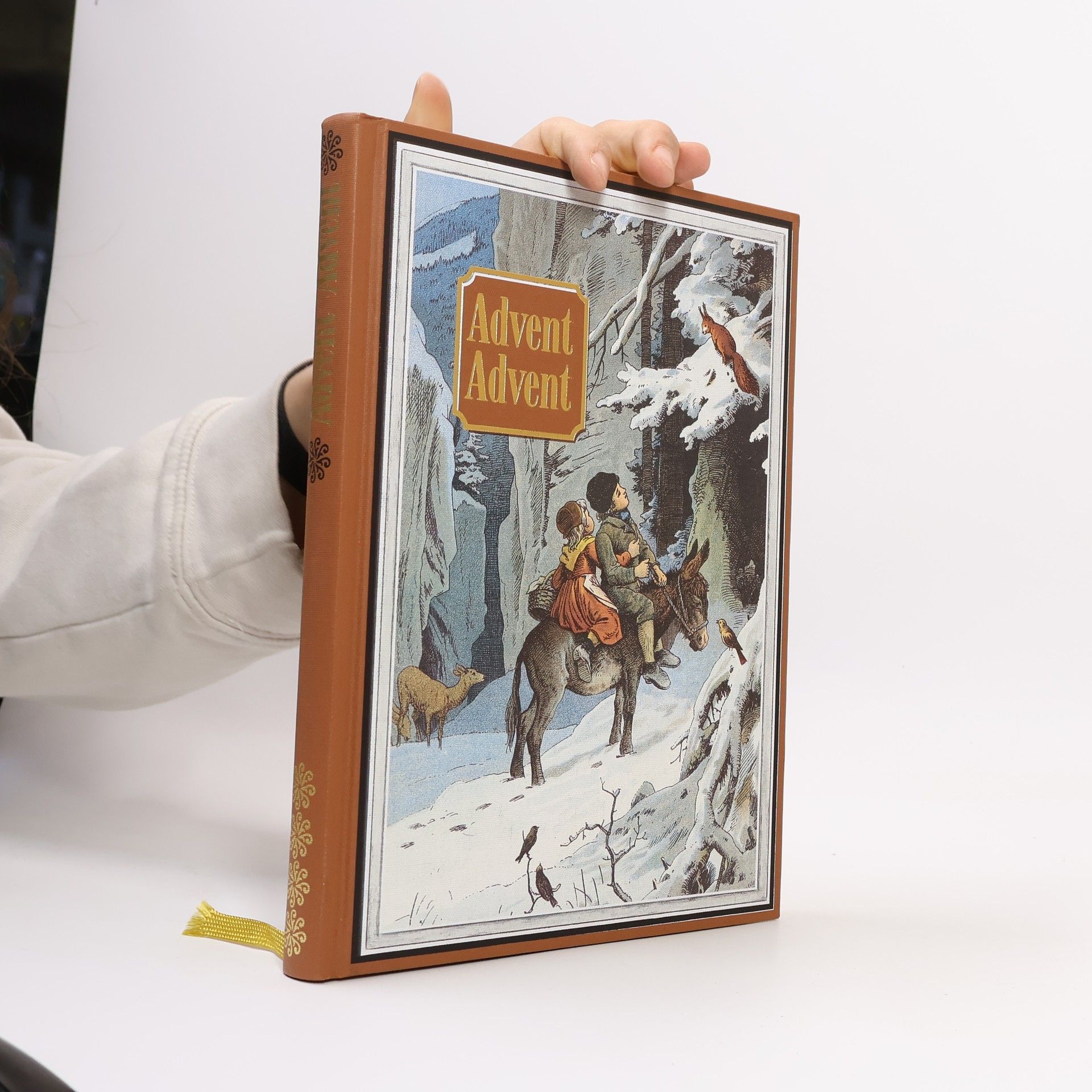 Collectif d'auteurs Advent, Advent