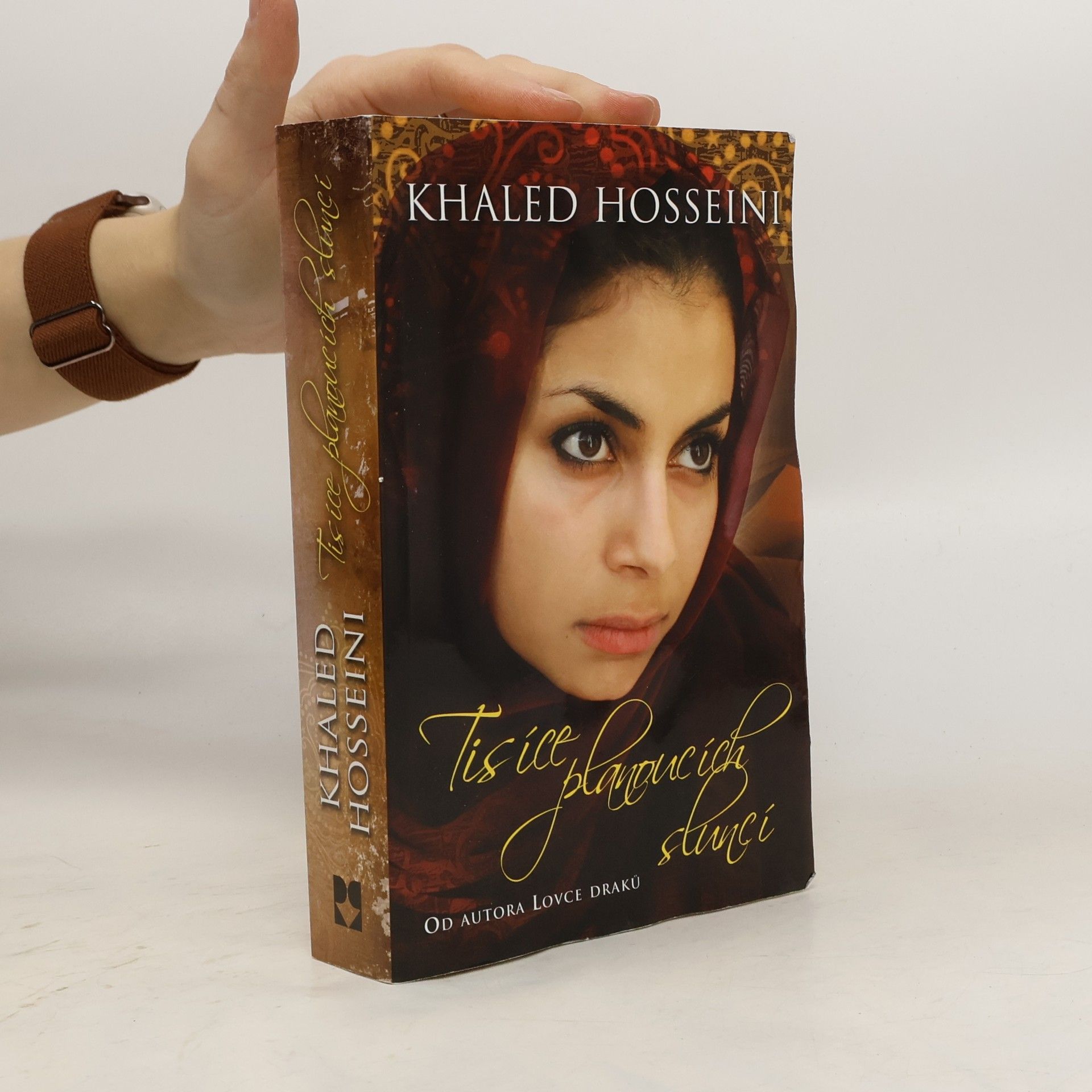 Khaled Hosseini Tisíce planoucích sluncí