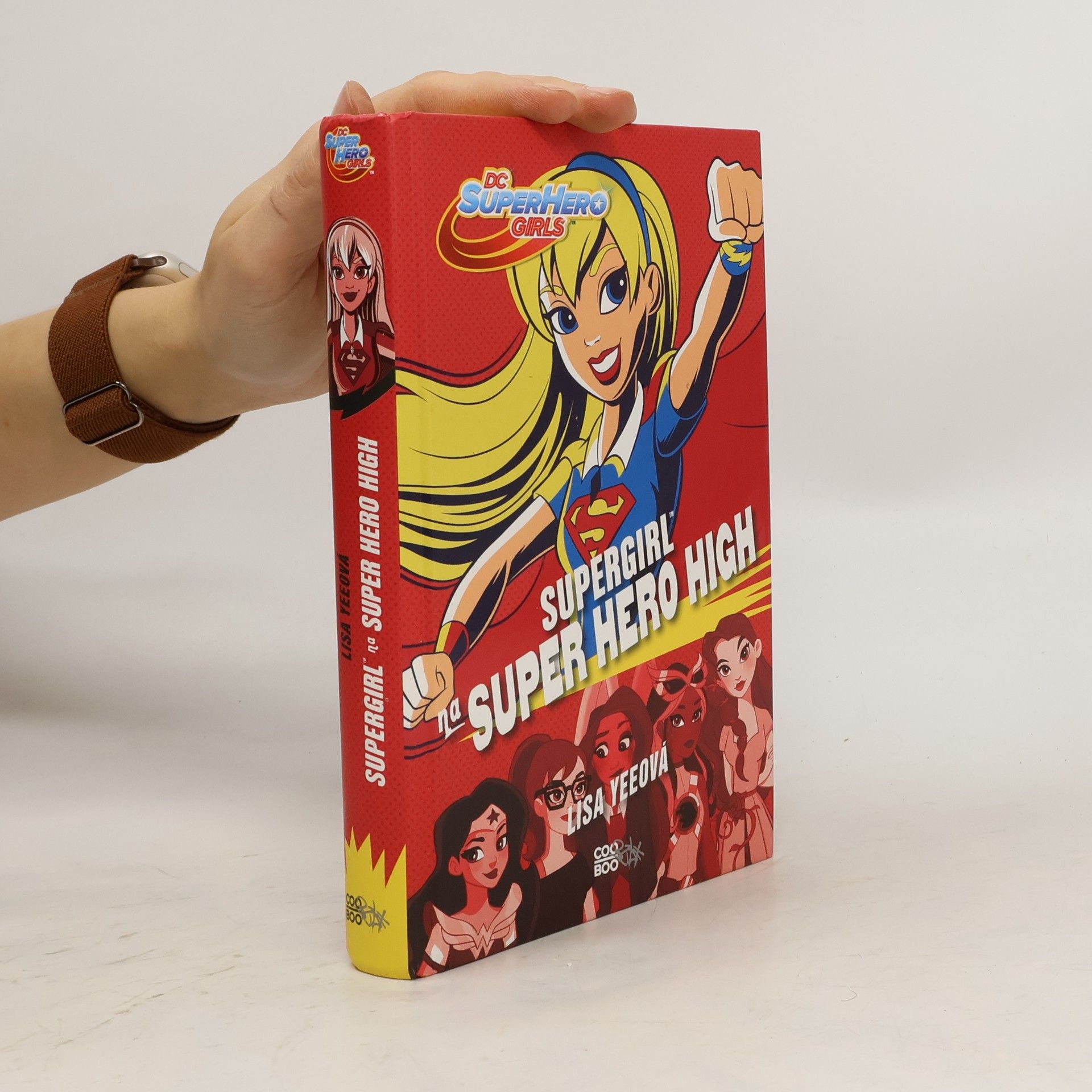 Lisa Yee Supergirl na Super Hero High