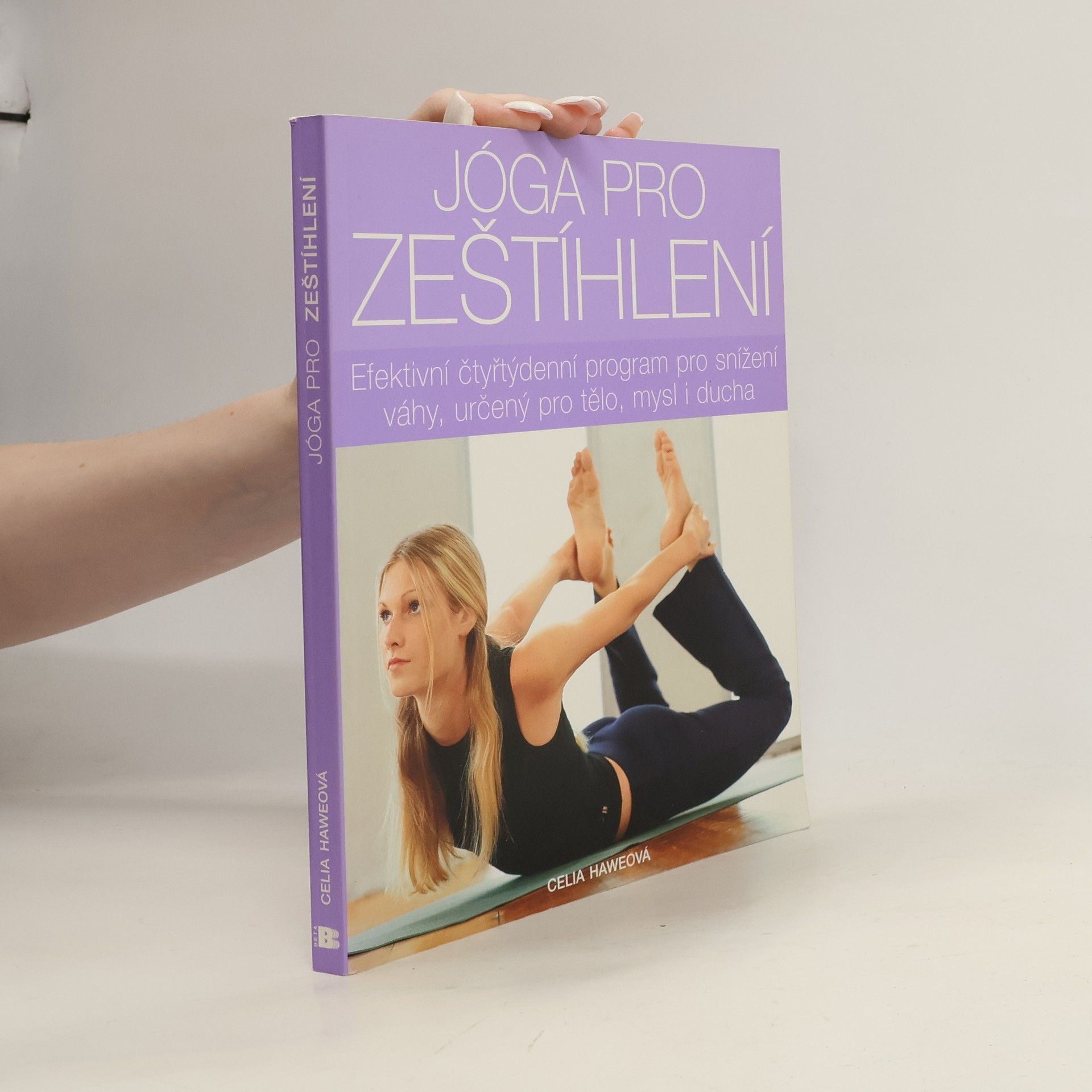 Celia Hawe Jóga pro zeštíhlení