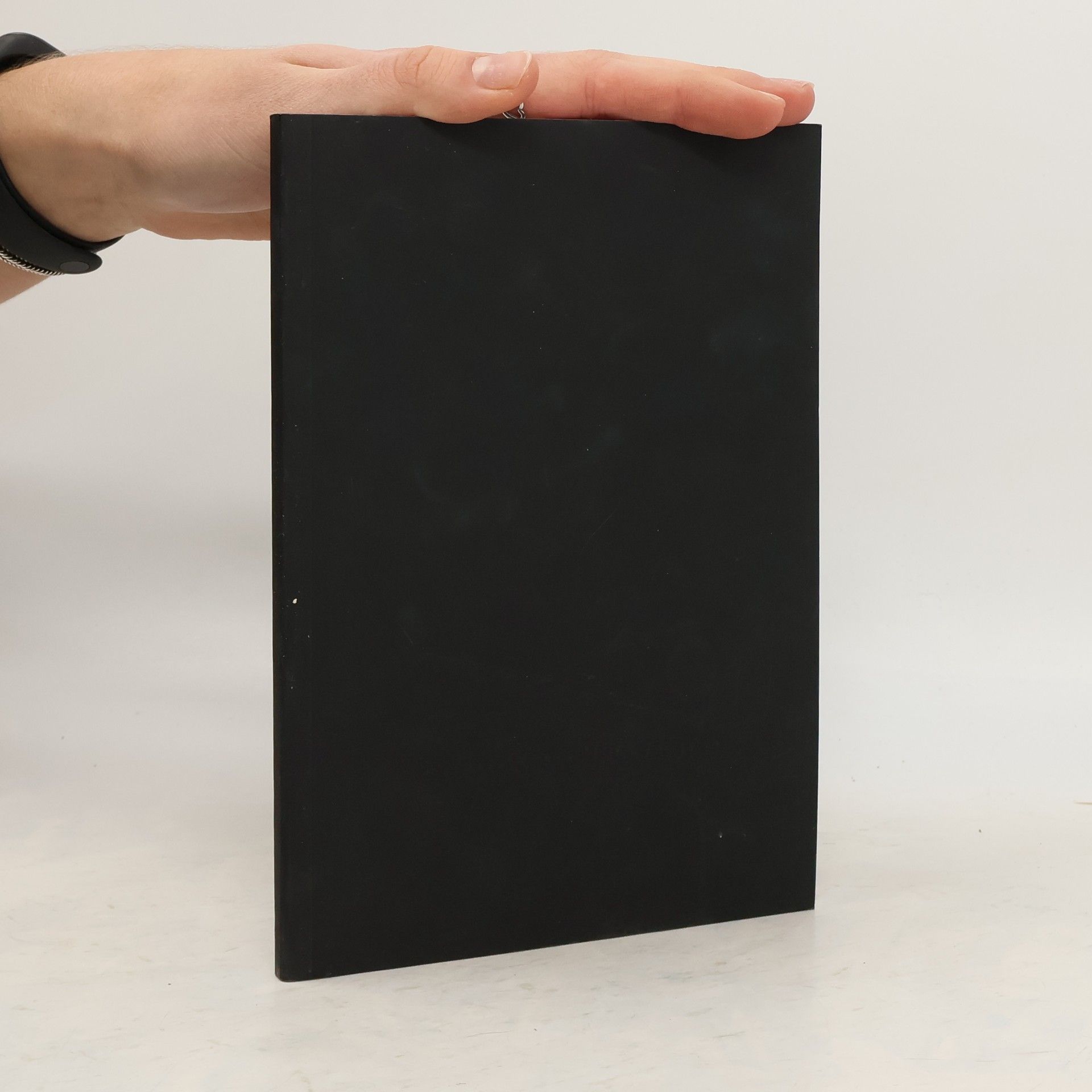 AA.VV. Nie.stałość (et omnia vanitas)