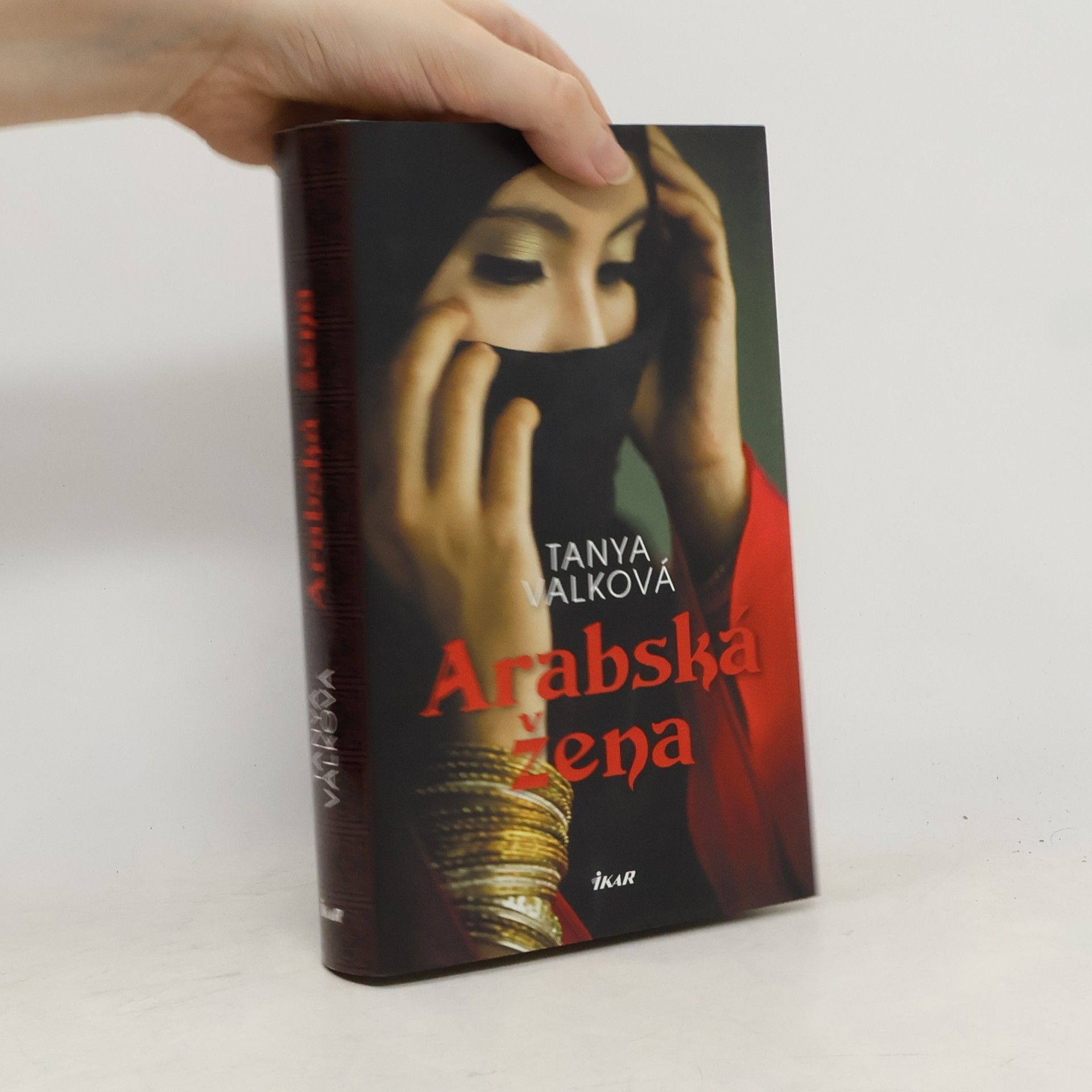Tanya Valková Arabská žena