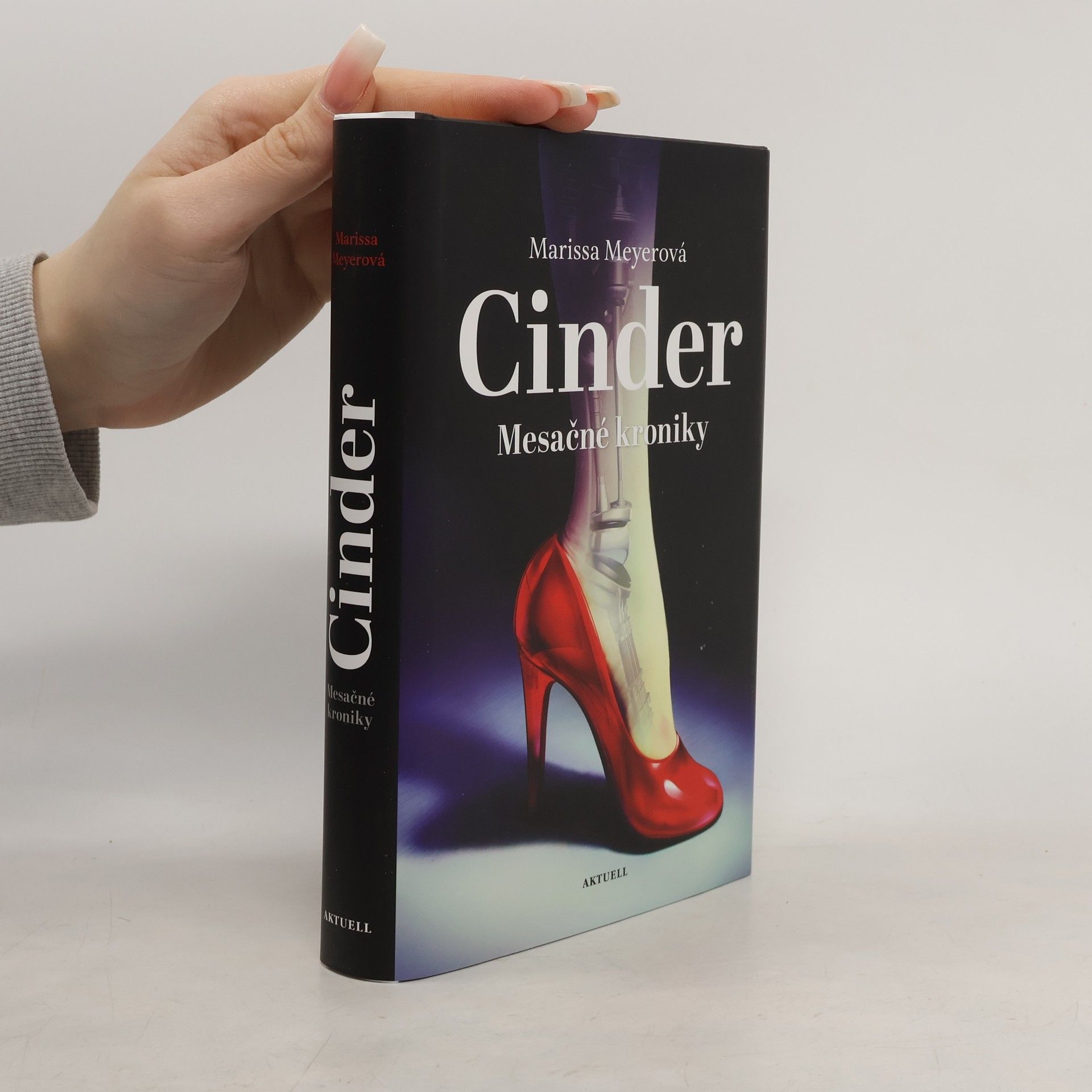 Marissa Meyer Cinder